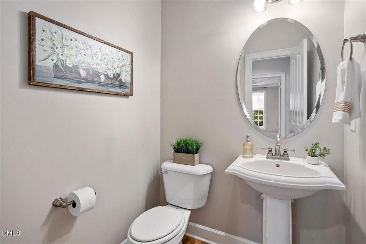 902 Ravendale Place Property Photo 21