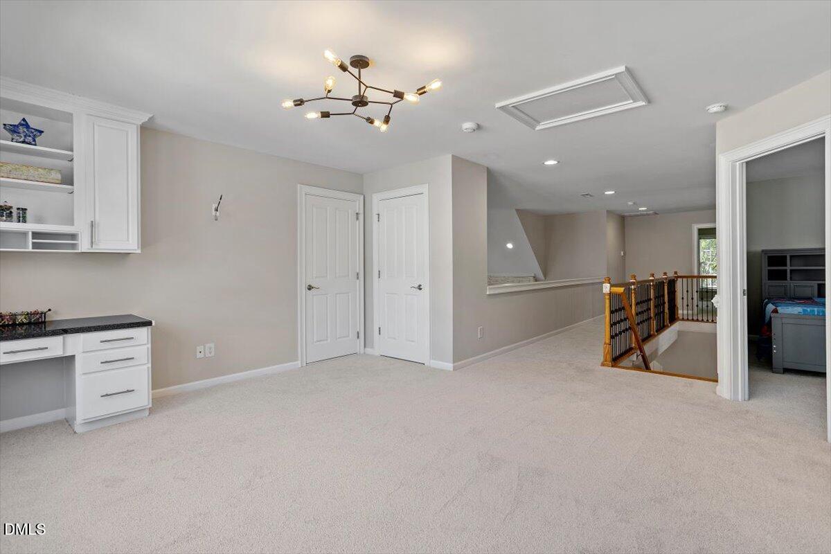 902 Ravendale Place Property Photo 35