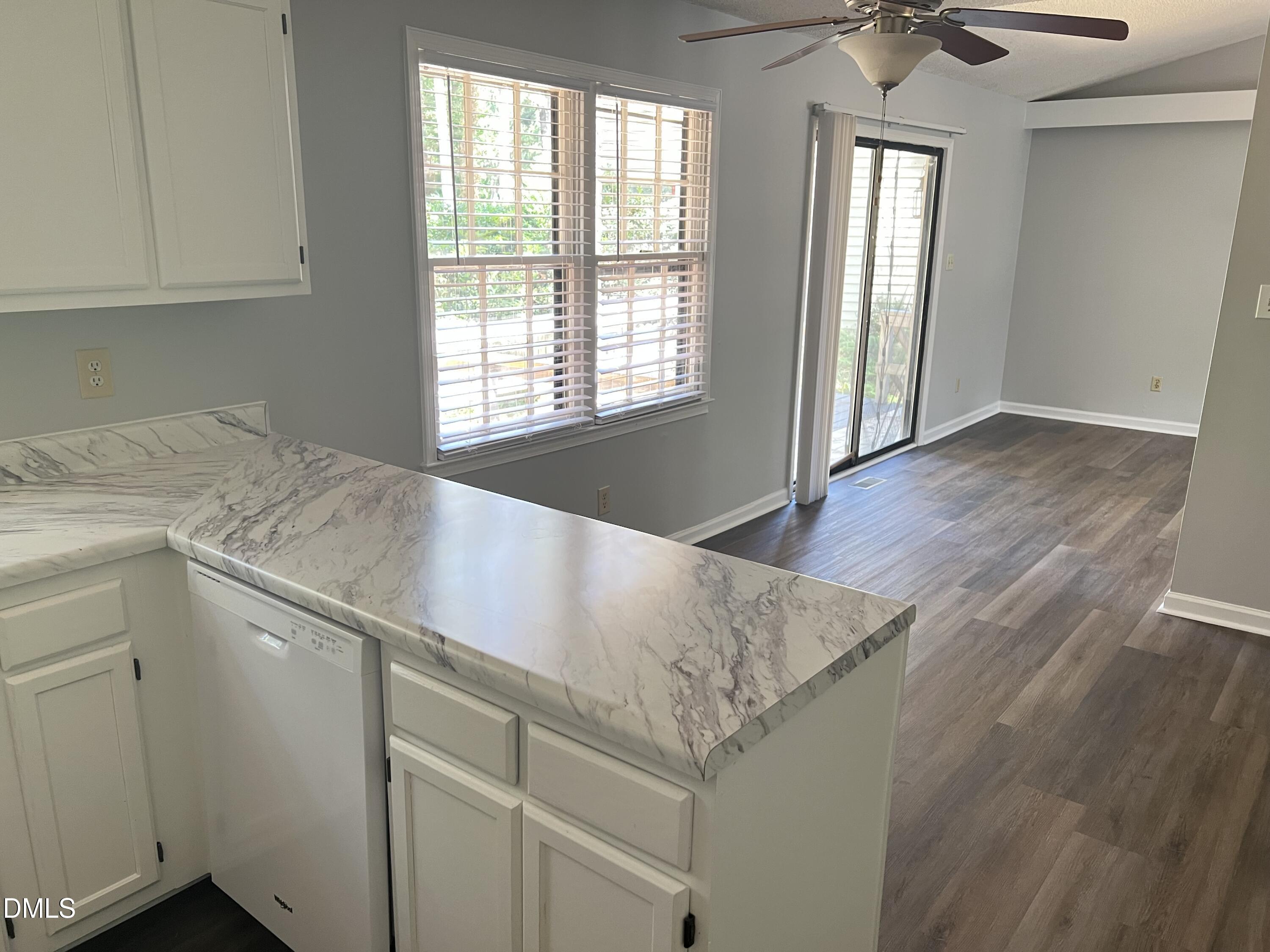 200 Lake Pine Drive Property Photo 10