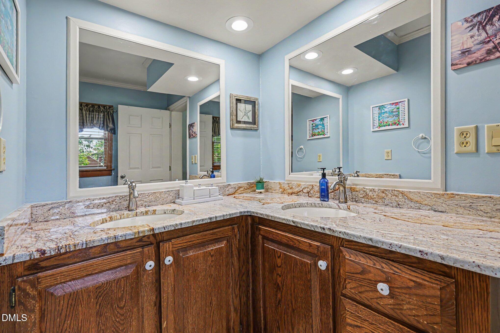 4070 Raney Way Property Photo 13