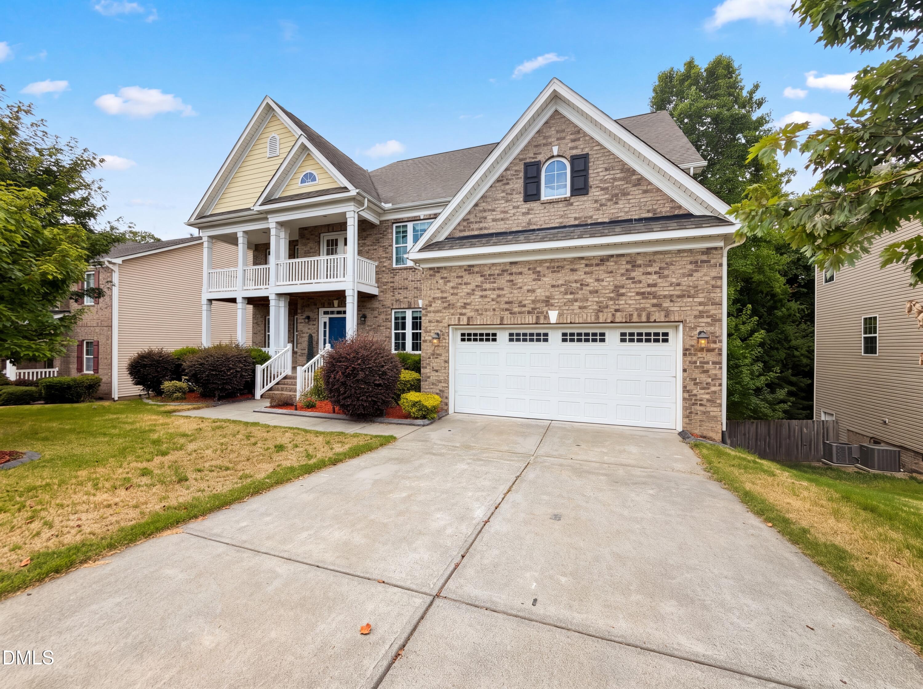 320 Knollcrest Lane