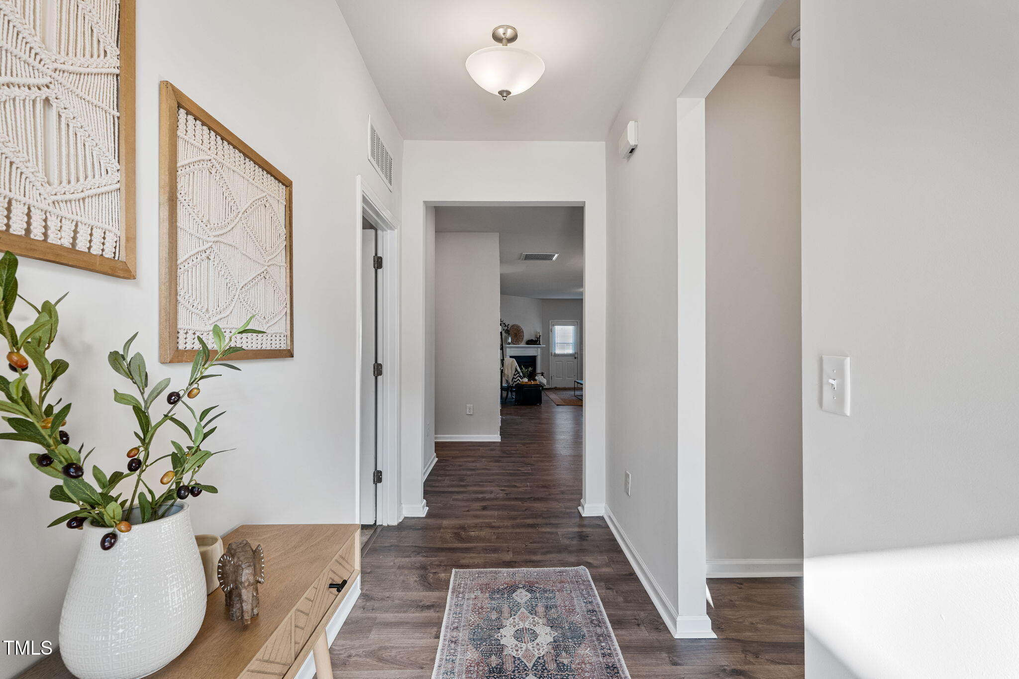 1008 Sandtrap Way Property Photo 4