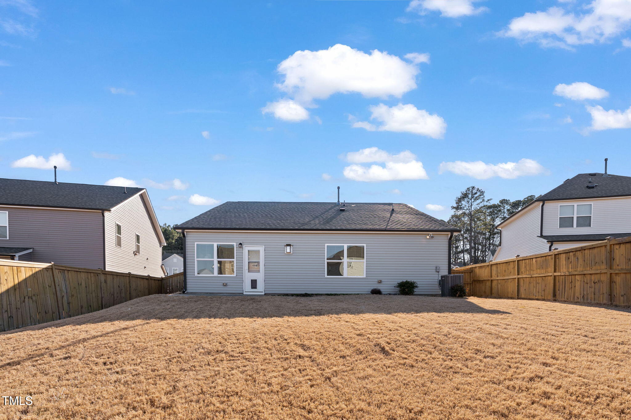 1008 Sandtrap Way Property Photo 27