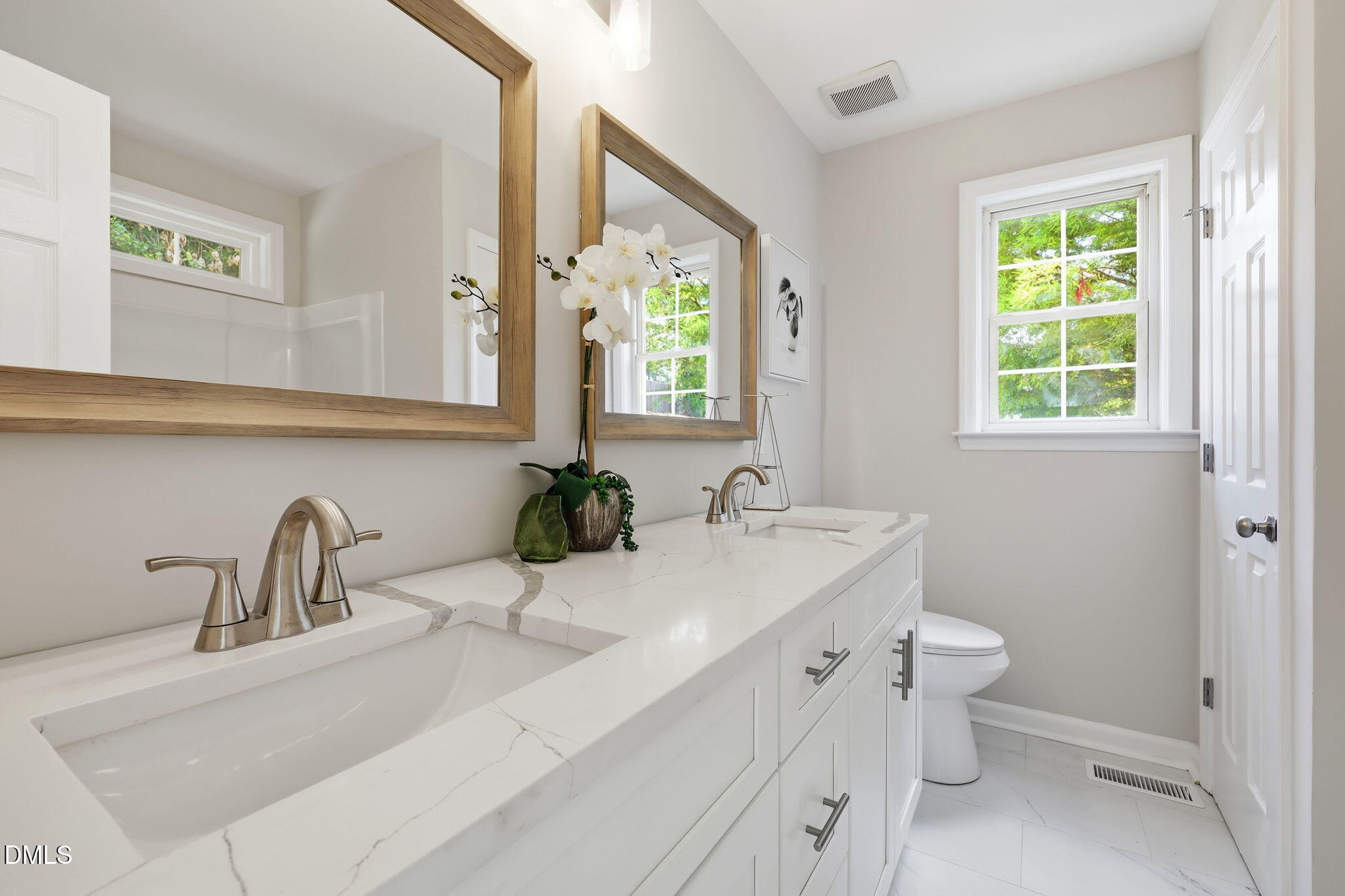 311 Aqua Marine Lane Property Photo 7