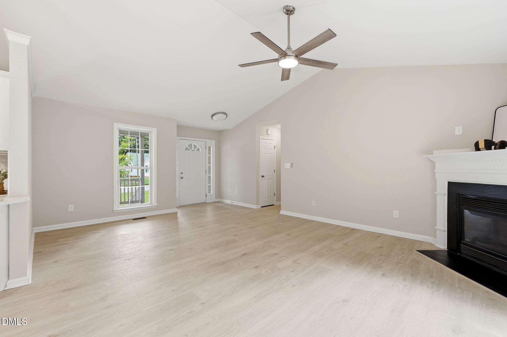 311 Aqua Marine Lane Property Photo 13