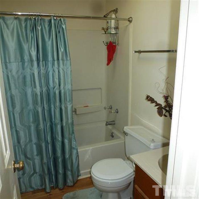 124 Oak Hill Loop Property Photo 8