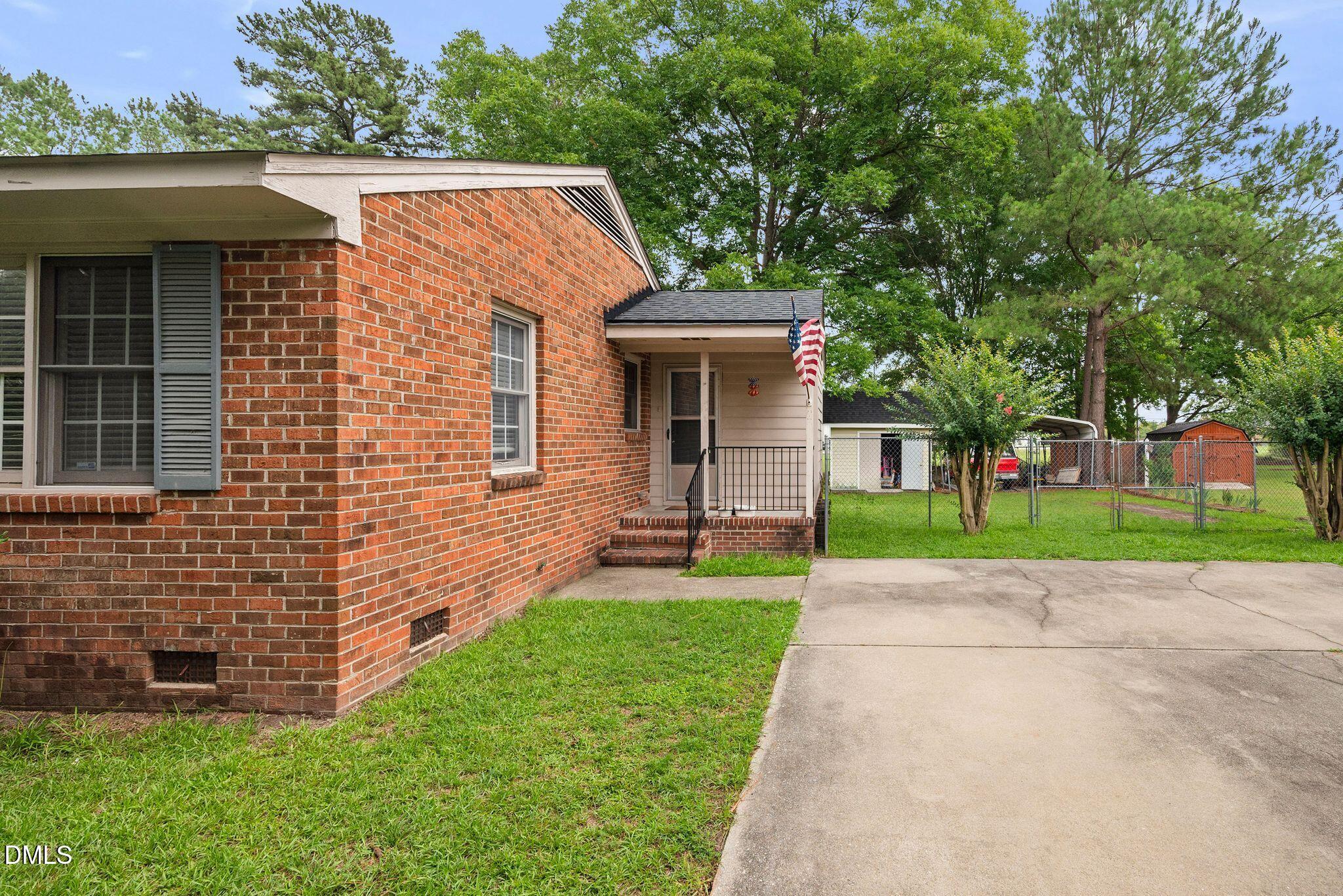 213 Delane Drive Property Photo 6