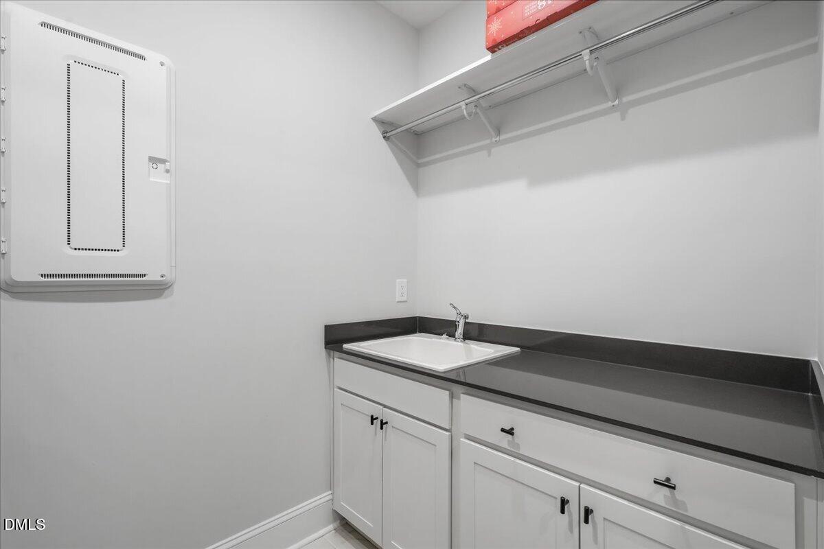 15 Whirlaway Street Property Photo 38