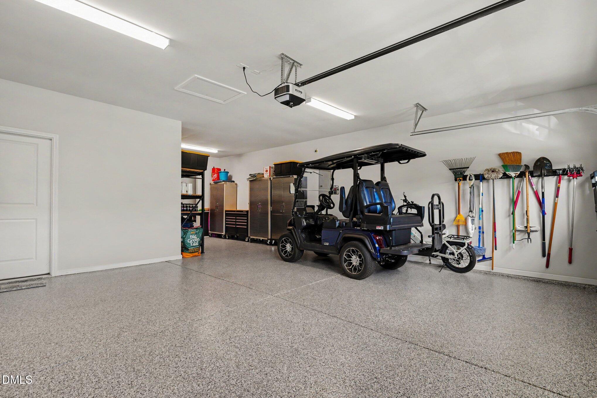 15 Whirlaway Street Property Photo 39