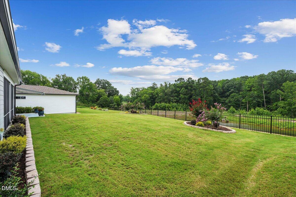 15 Whirlaway Street Property Photo 51
