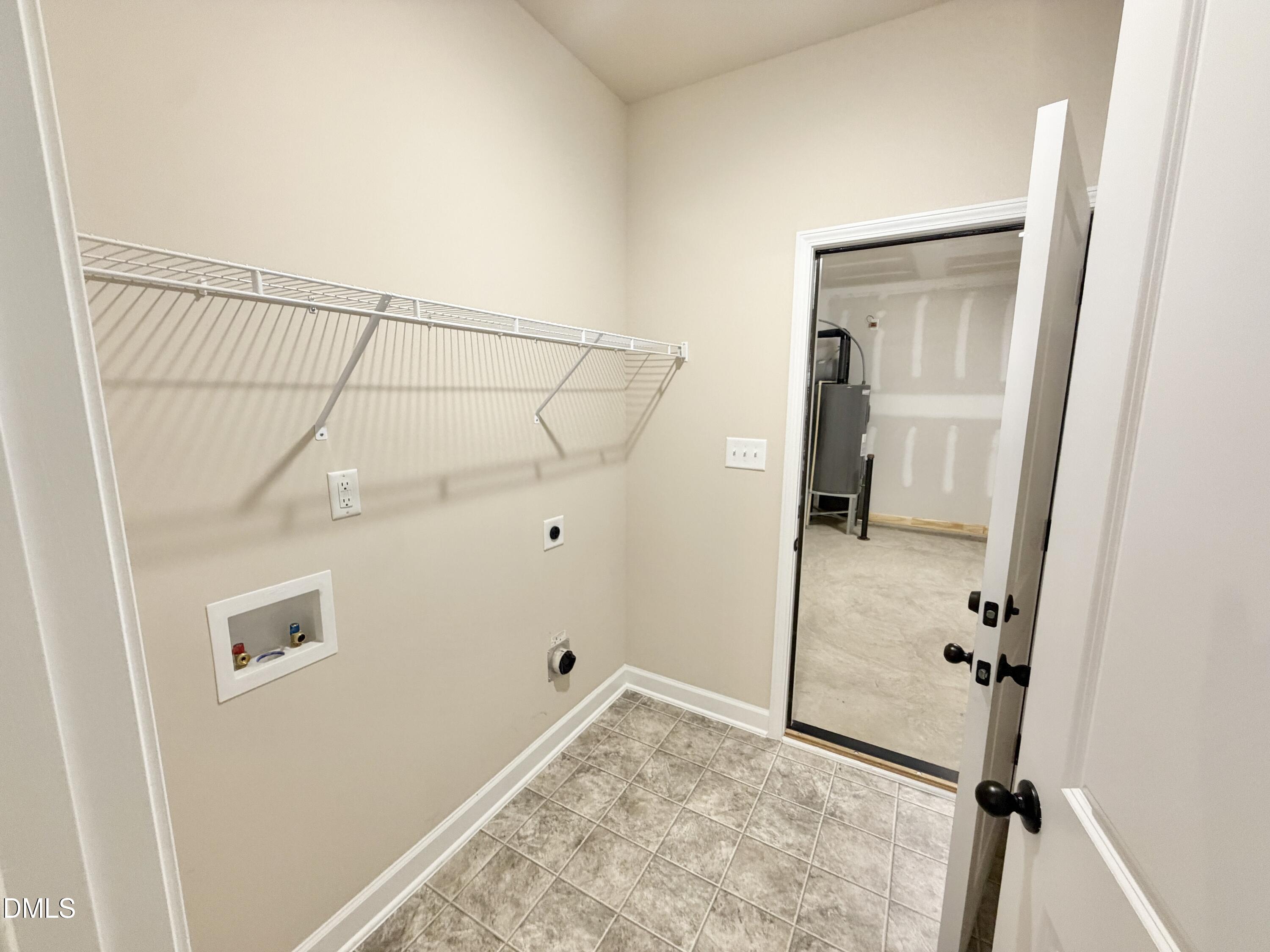 404 S Eastwood Drive Property Photo 13
