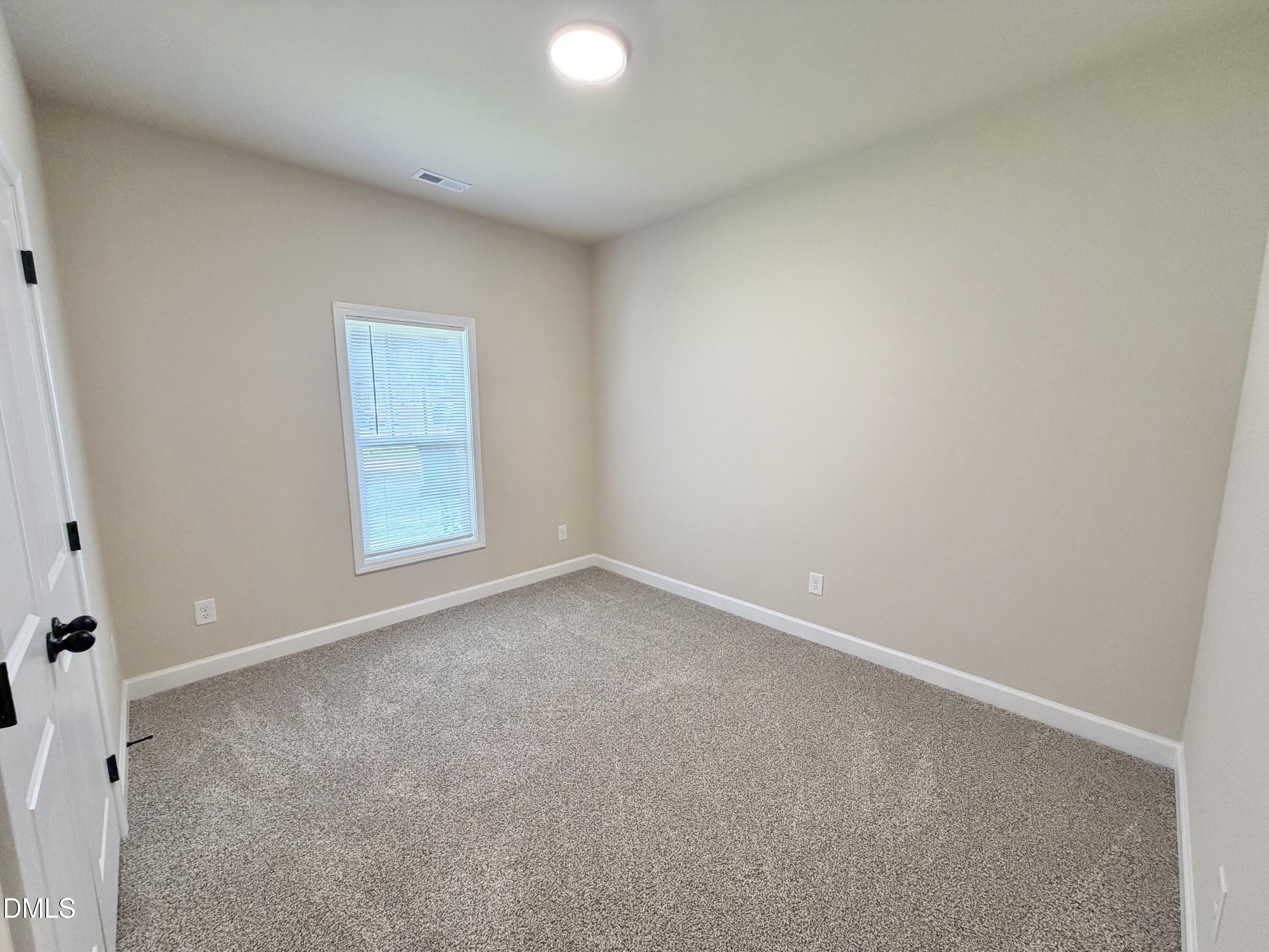 404 S Eastwood Drive Property Photo 19