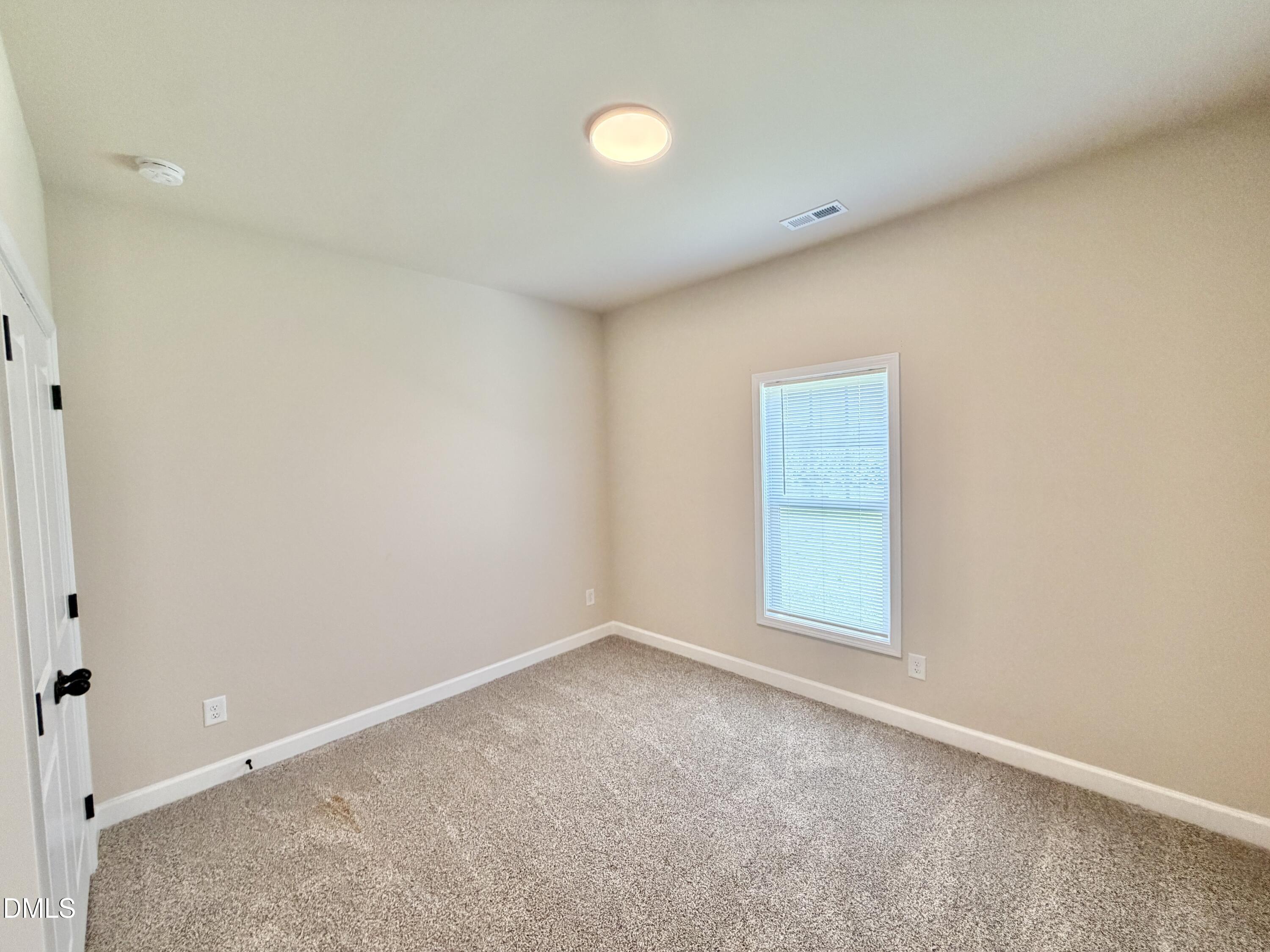 404 S Eastwood Drive Property Photo 21