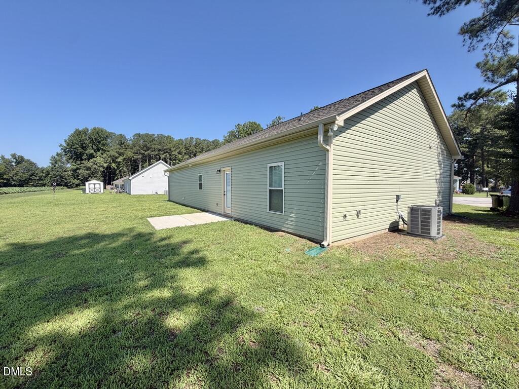 404 S Eastwood Drive Property Photo 22
