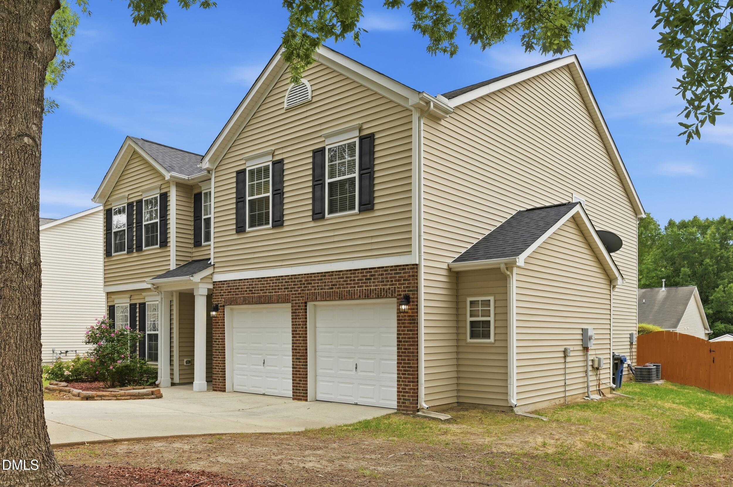 1804 Cedar Grove Drive Property Photo 3