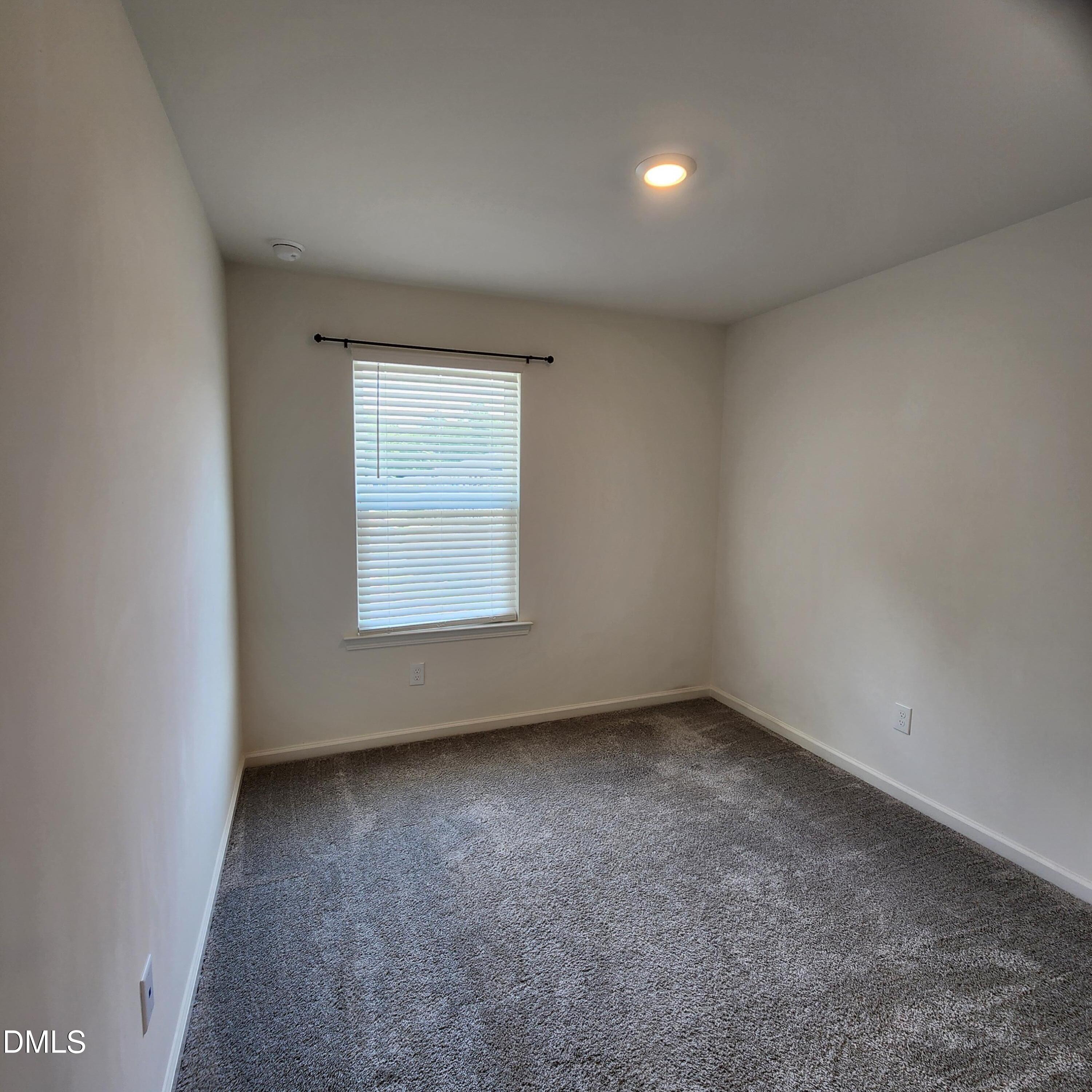 3000 Spline Circle Property Photo 8