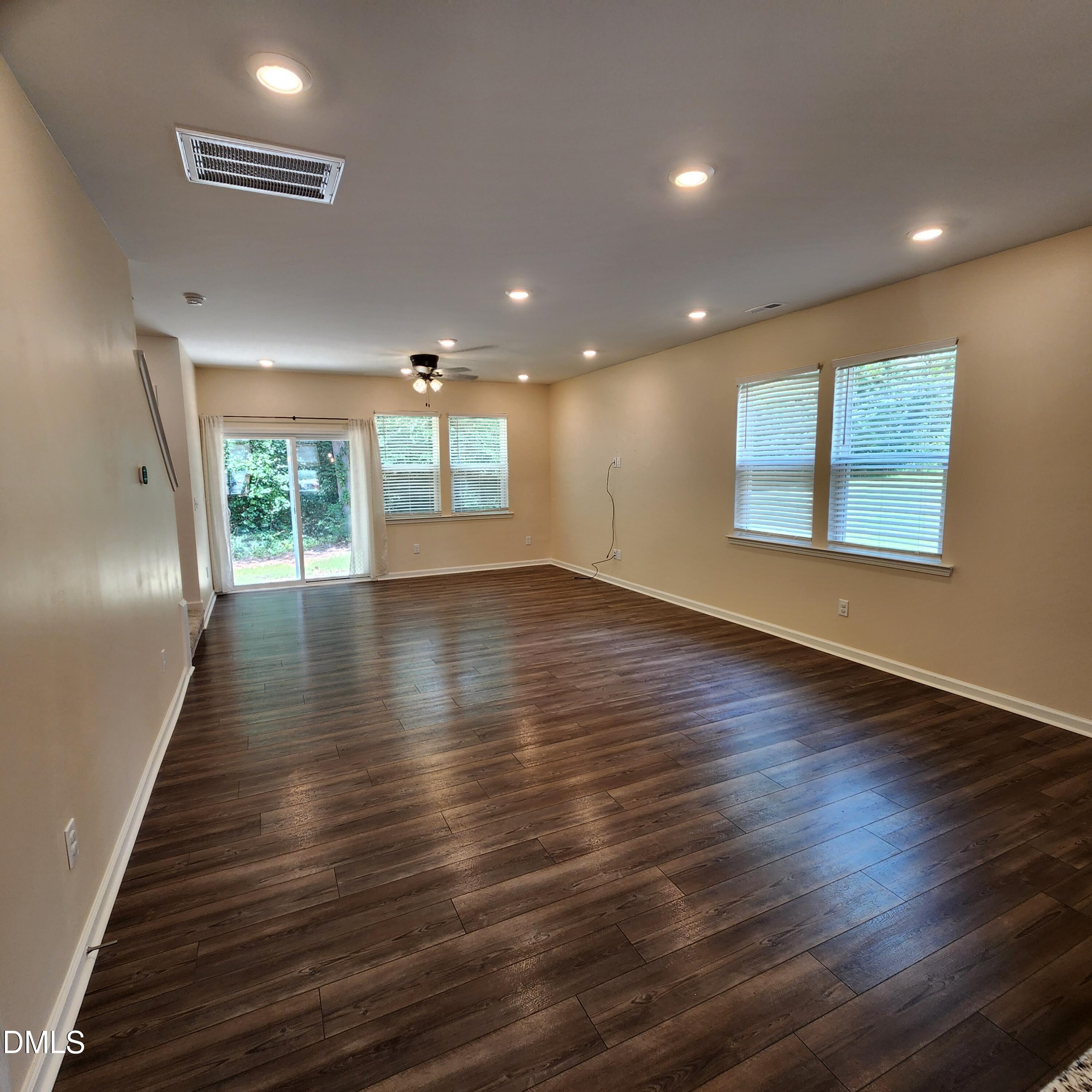 3000 Spline Circle Property Photo 17