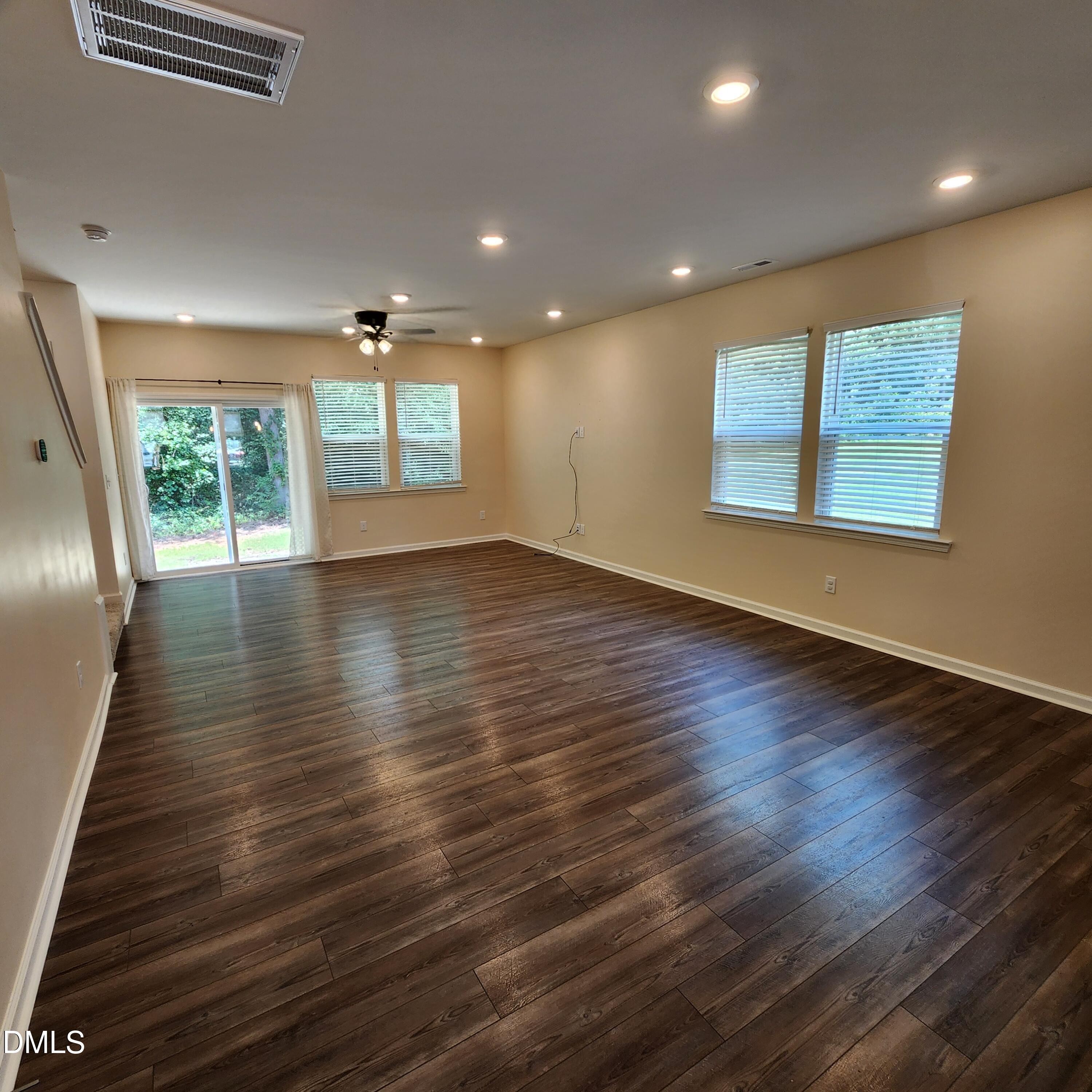 3000 Spline Circle Property Photo 21