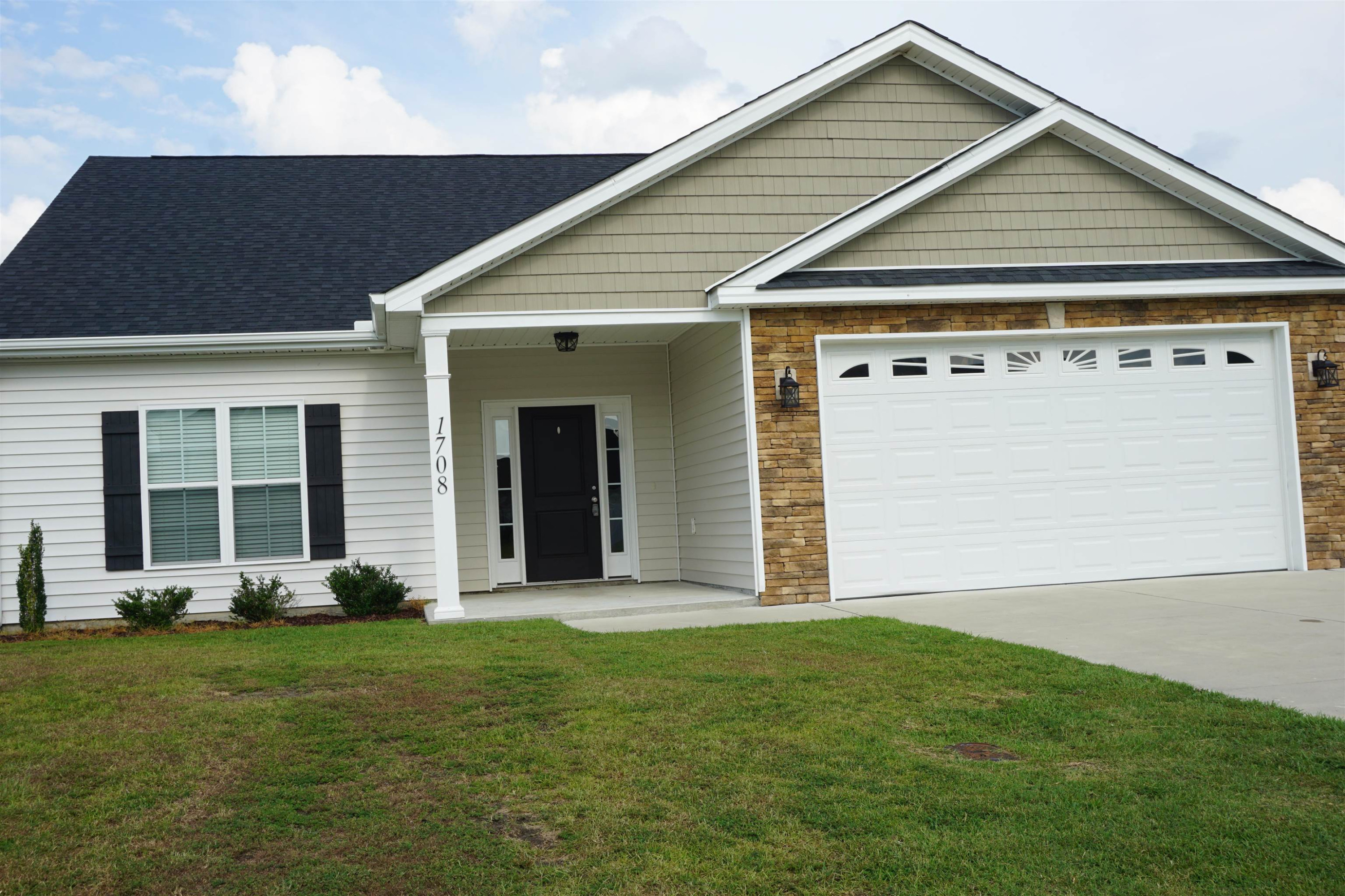 1708 Penncross Drive Property Photo 1