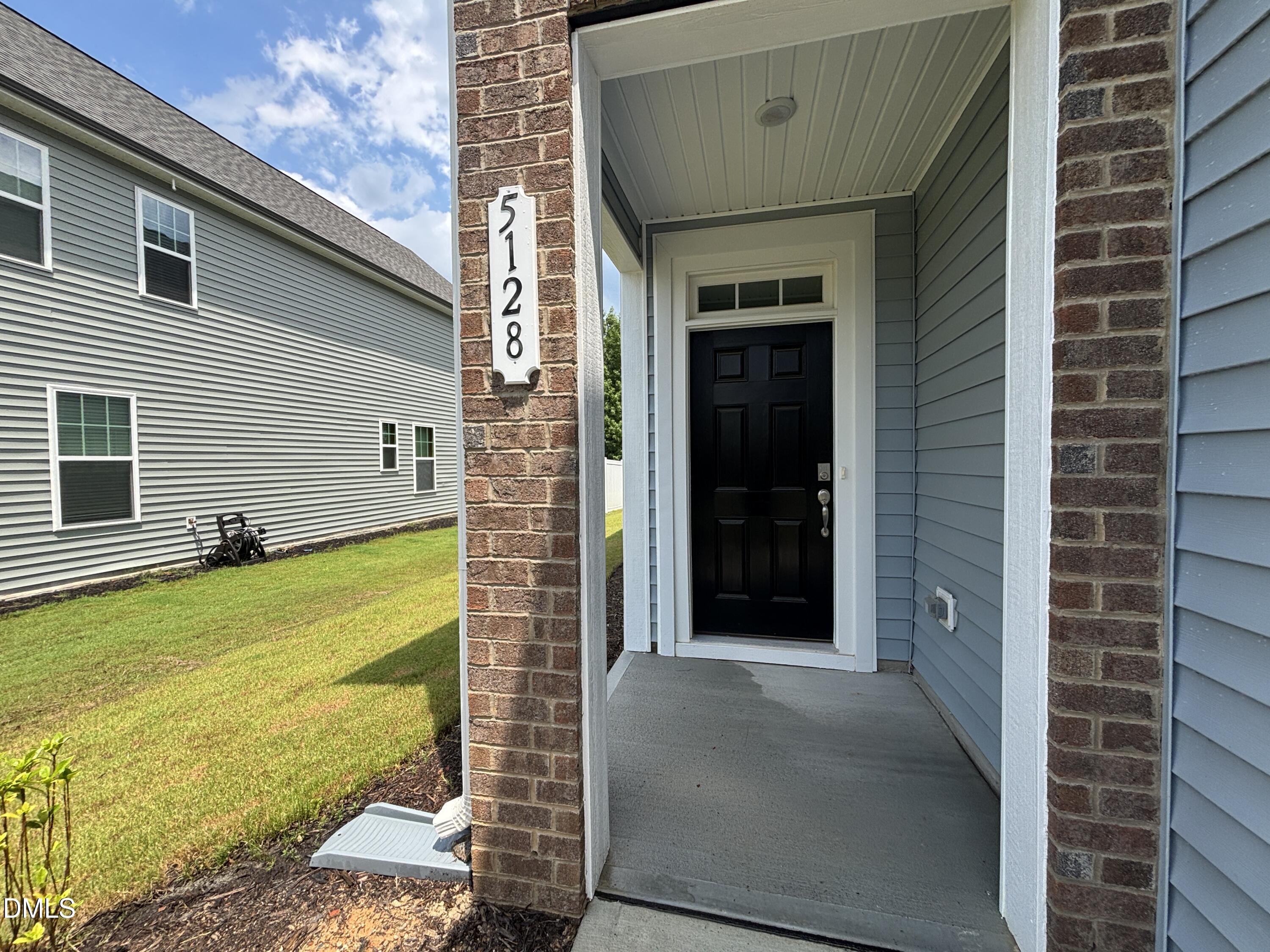 5128 Ranger Grv Way Property Photo 3