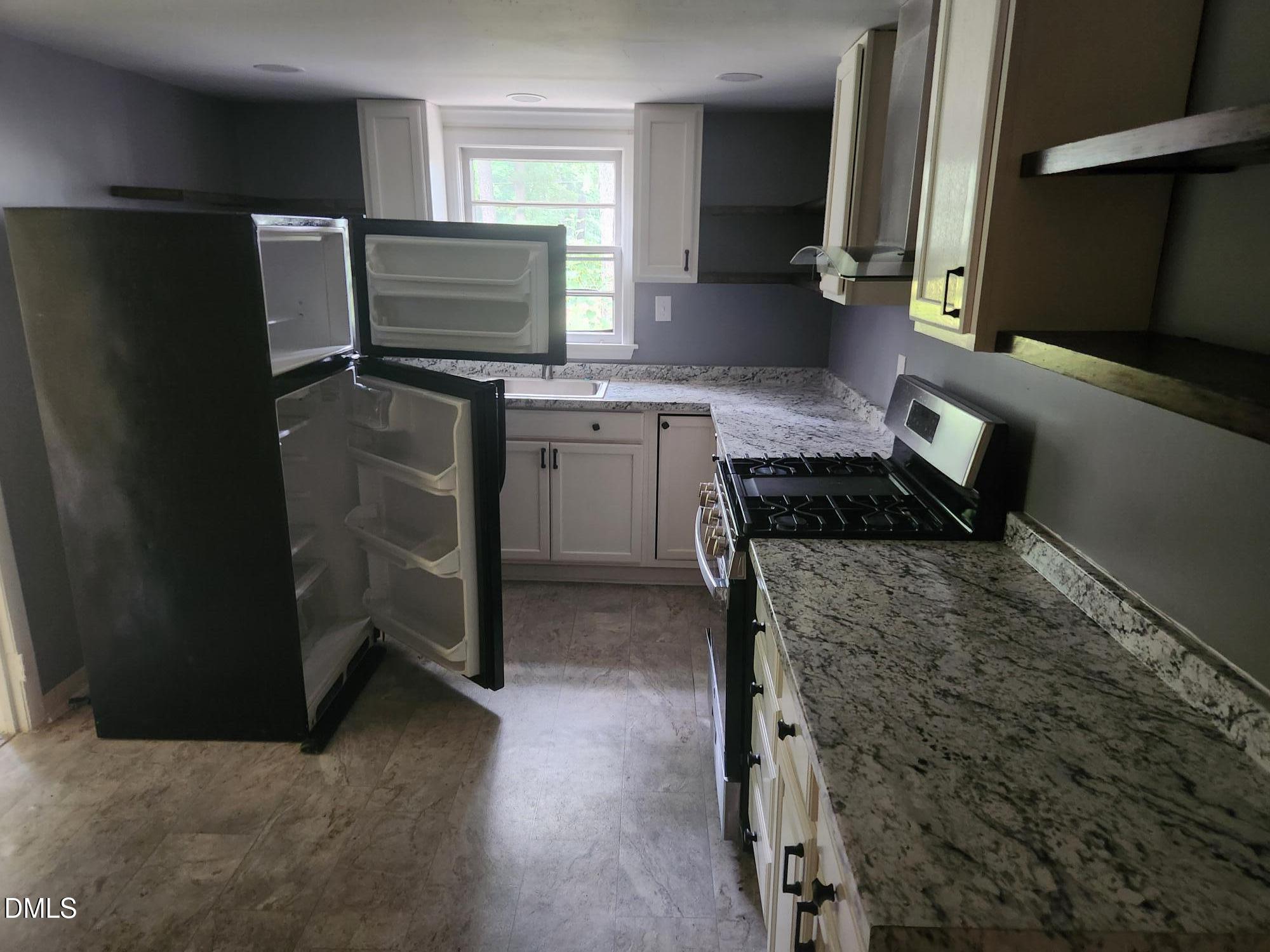 1809 N Salem Street Property Photo 19