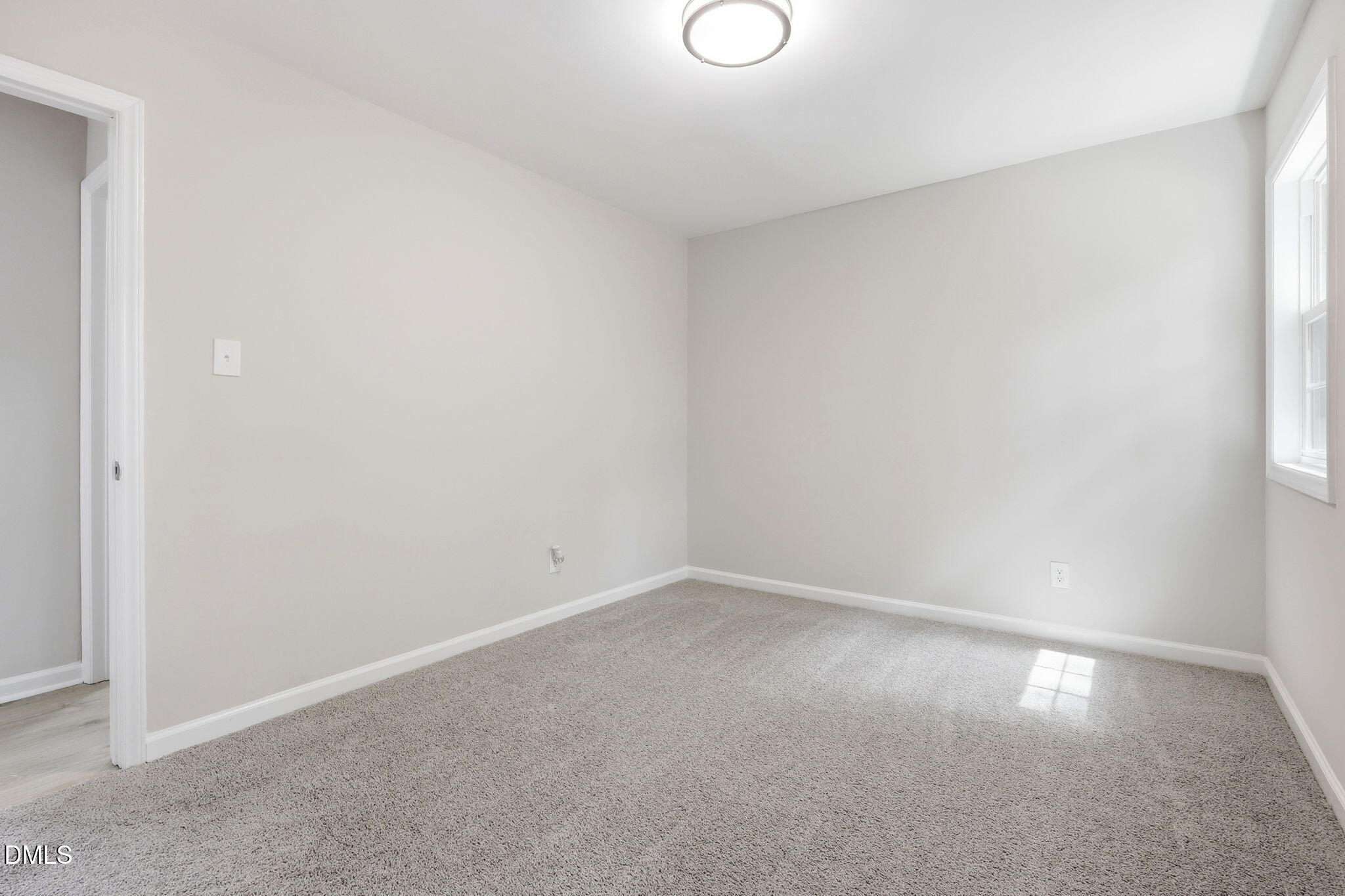 3028 Wedgedale Avenue Property Photo 10