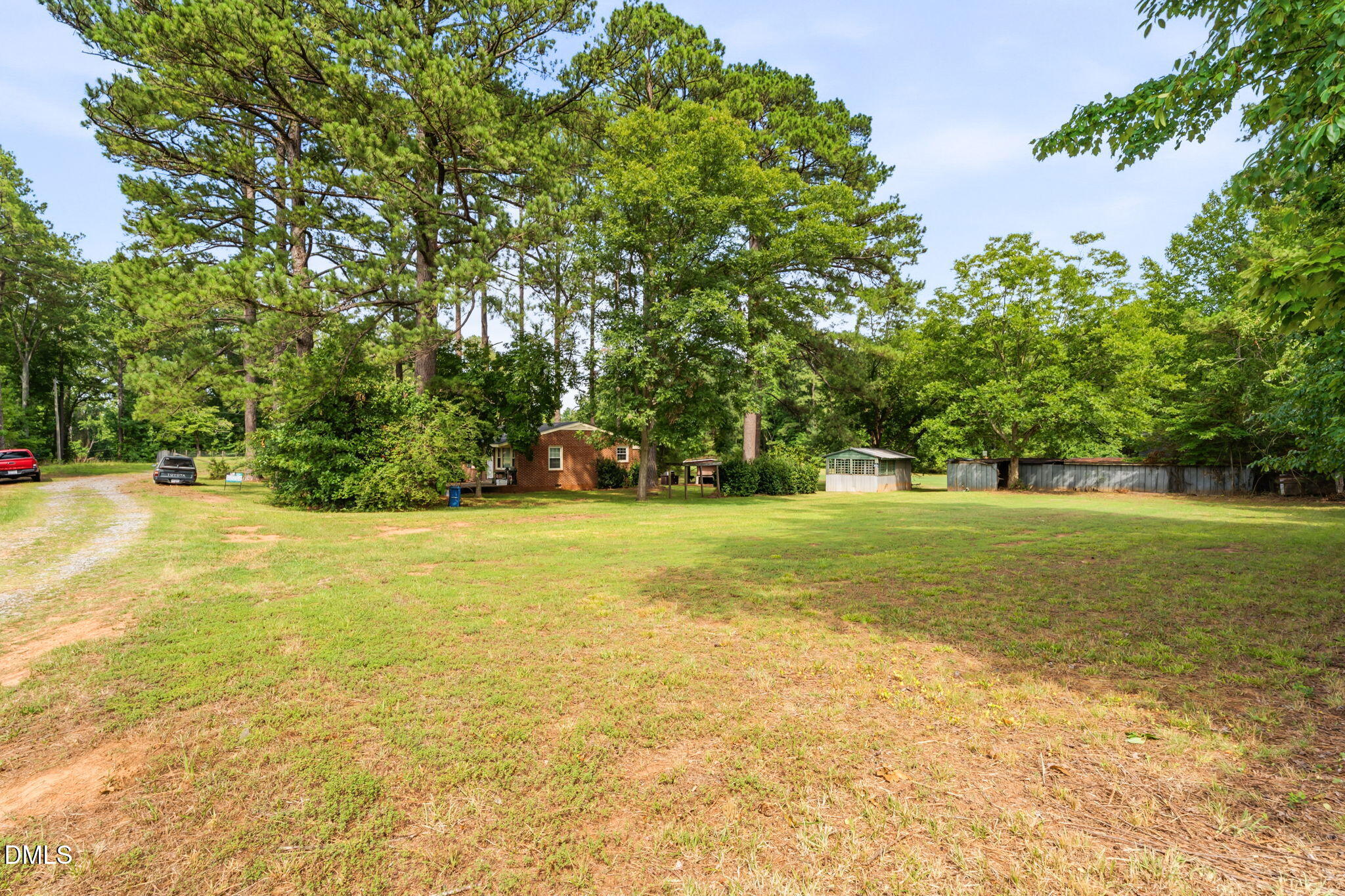 818 Van Warren Road Property Photo 2