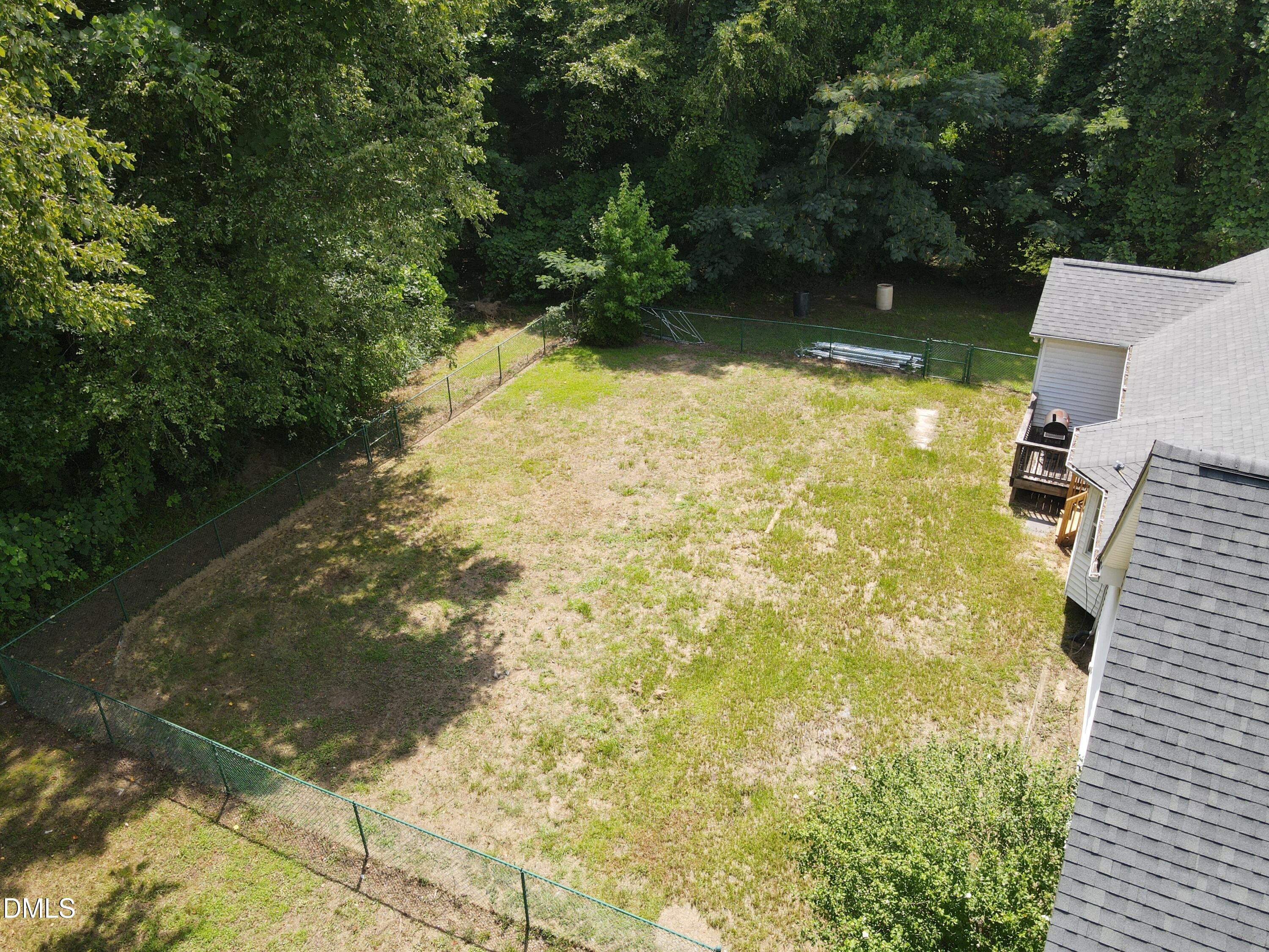 105 Bryant Drive Property Photo 3