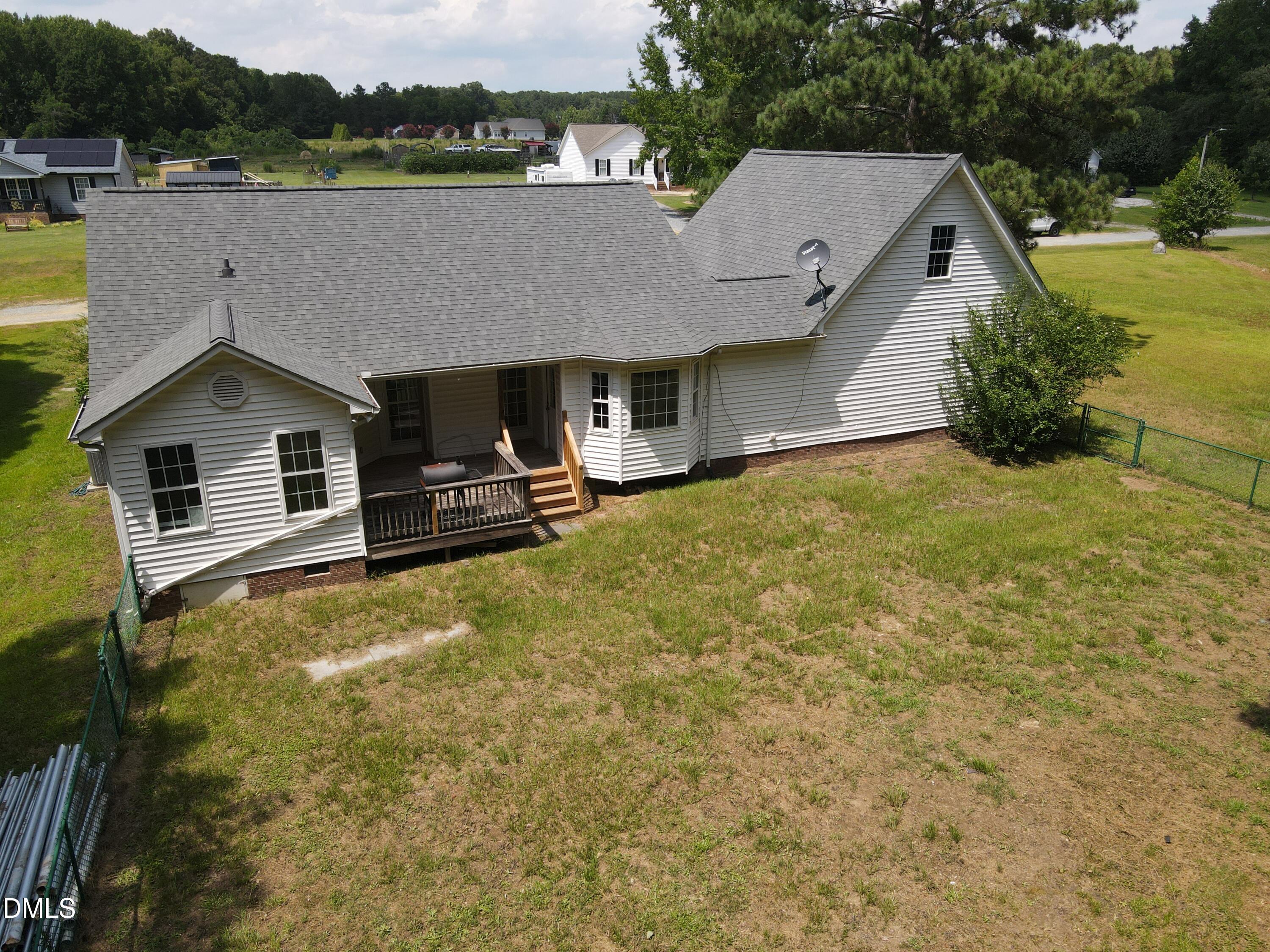 105 Bryant Drive Property Photo 5