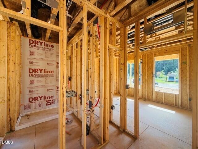 867 Old Station Pointe Property Photo 5