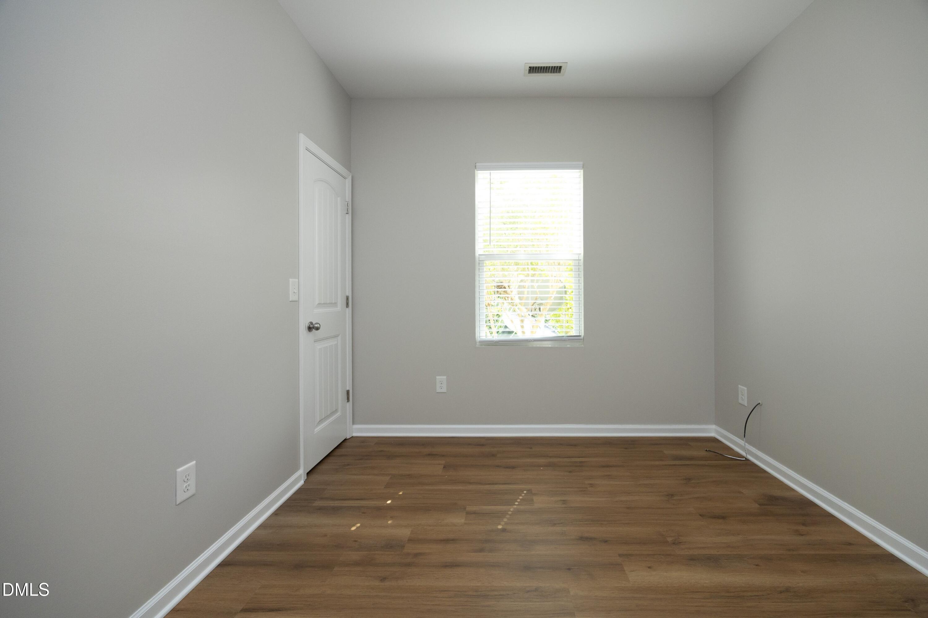 4344 Lyman Avenue Property Photo 15