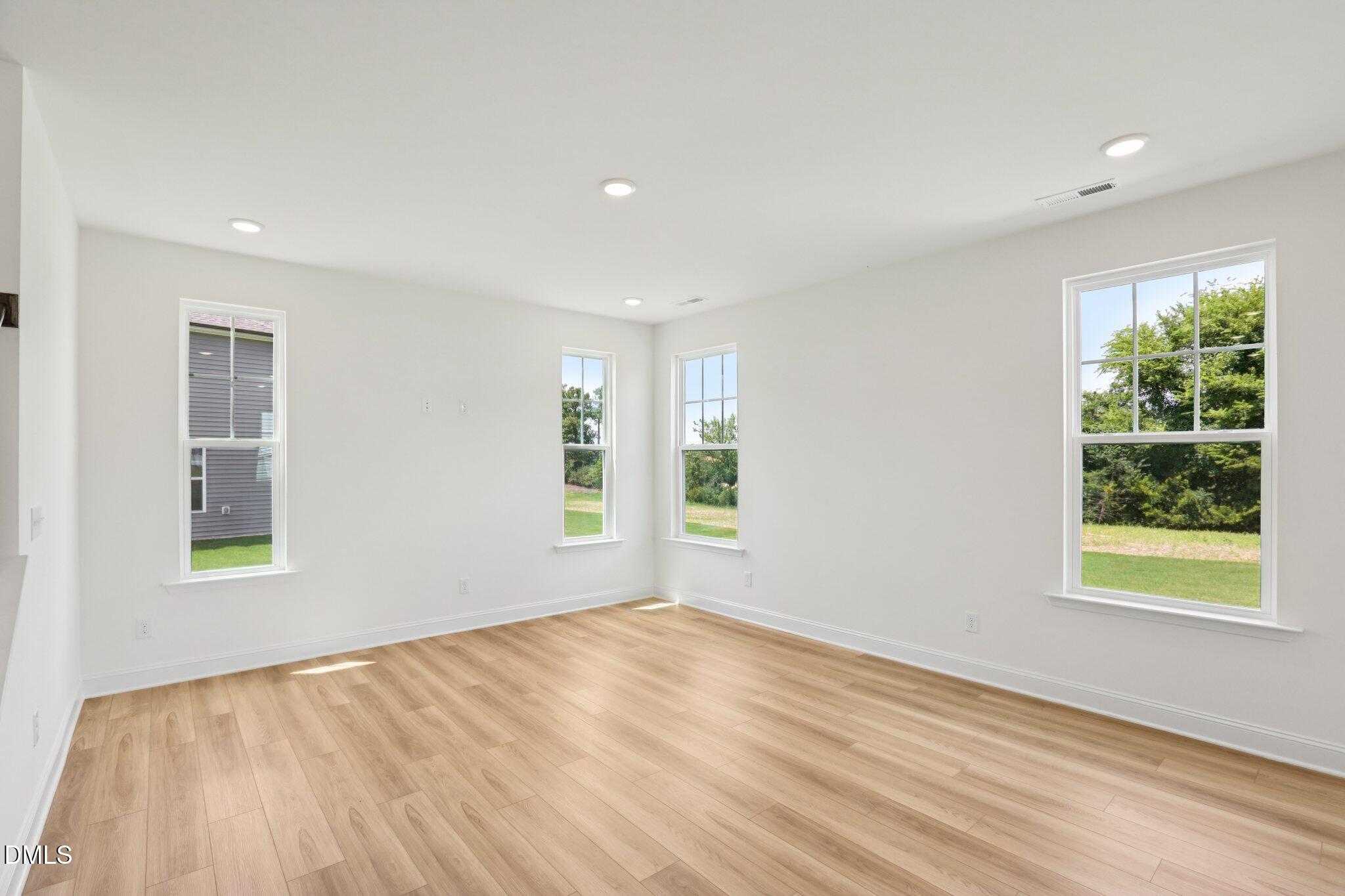 1536 Briar Brook Lane Property Photo 4