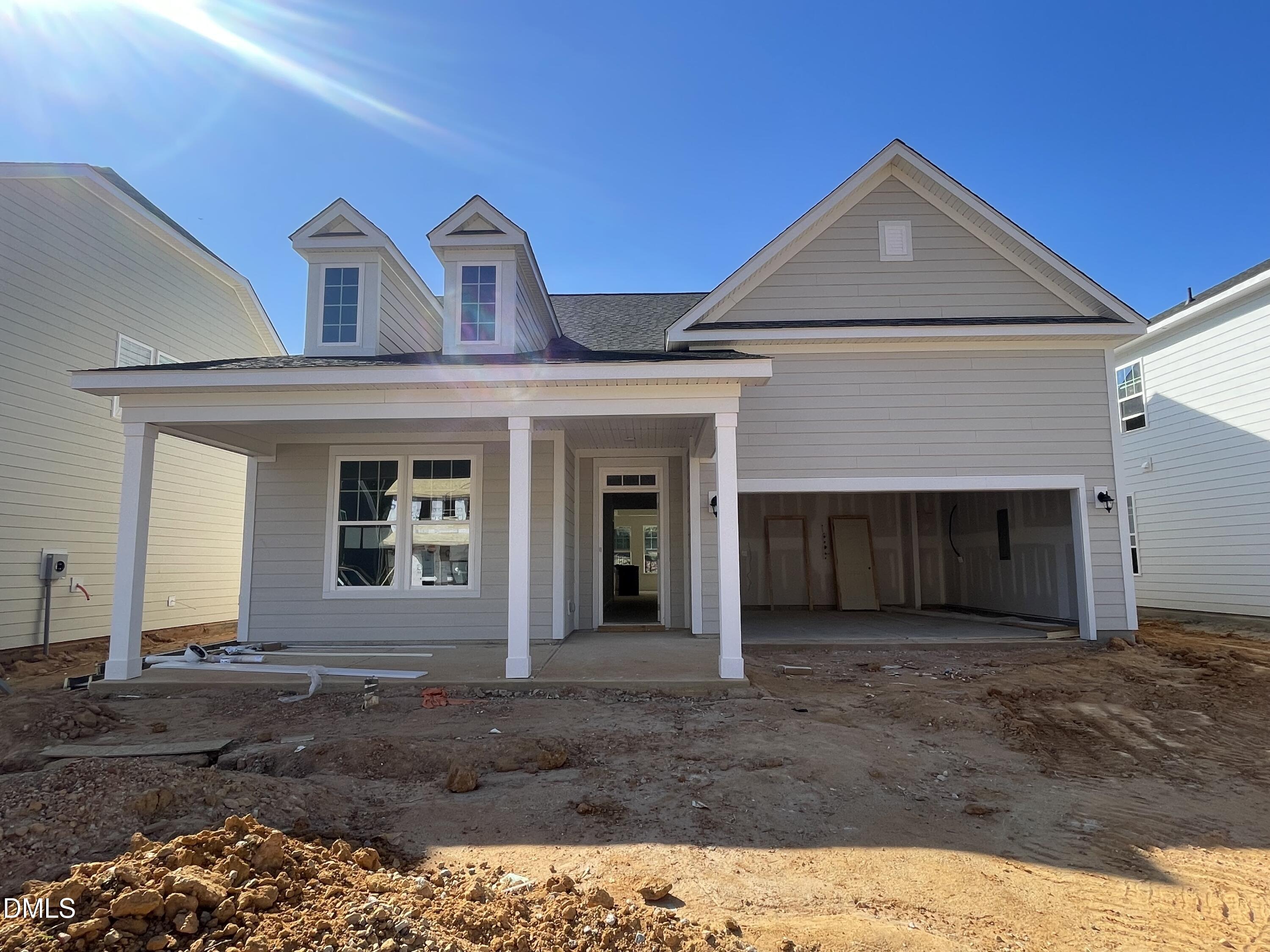 843 Old Station Pointe Property Photo 3