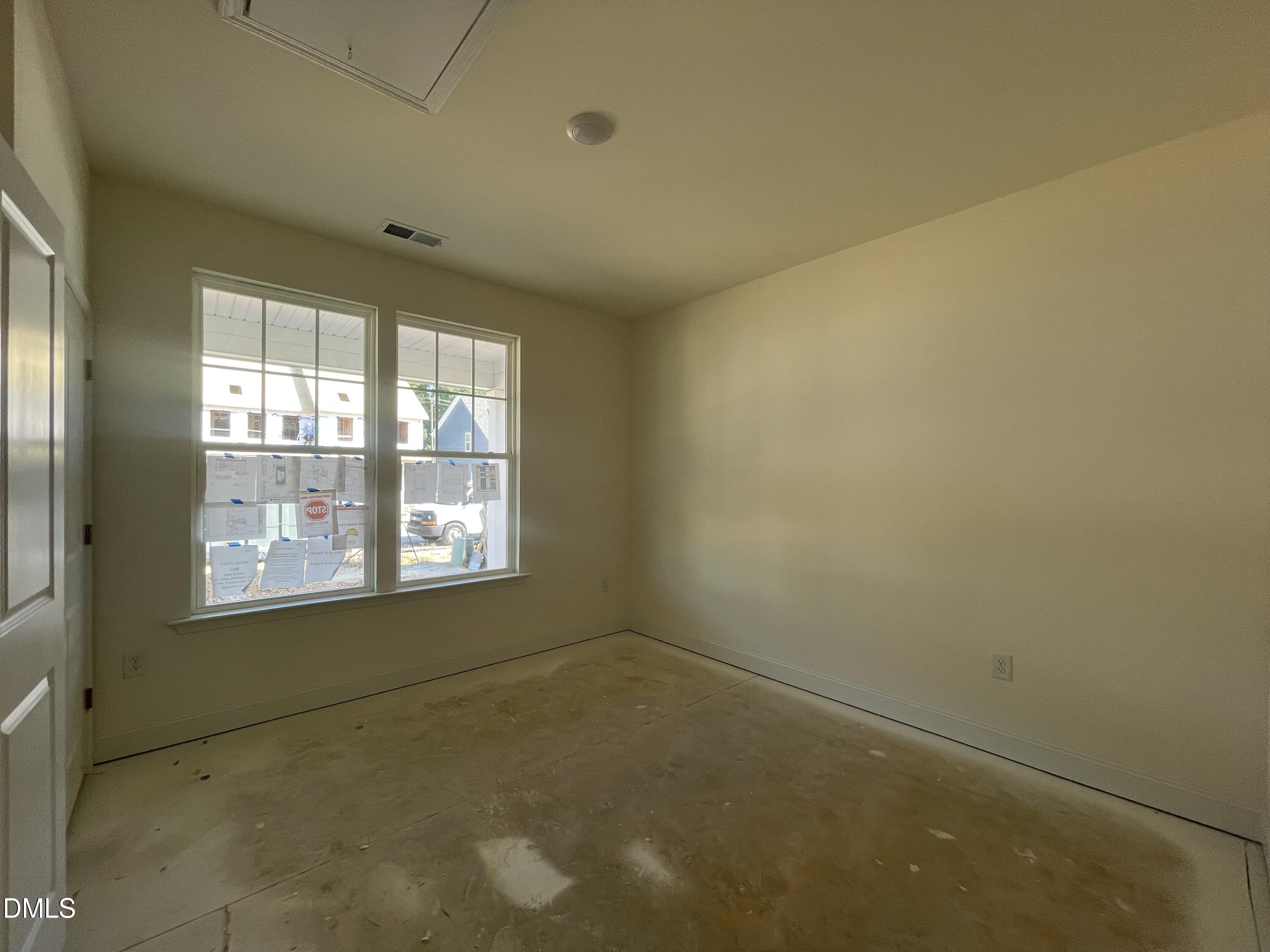 843 Old Station Pointe Property Photo 5