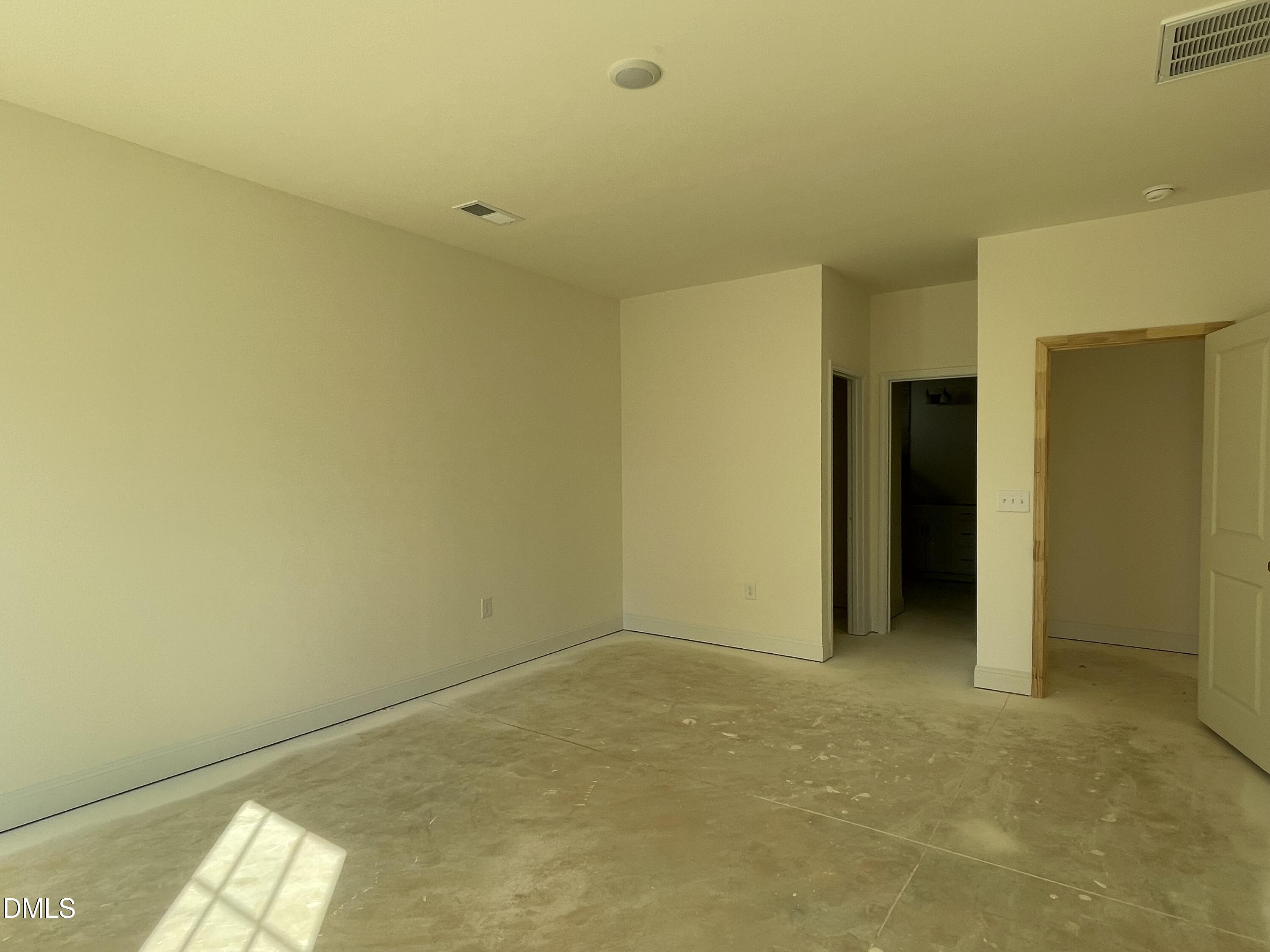 843 Old Station Pointe Property Photo 13
