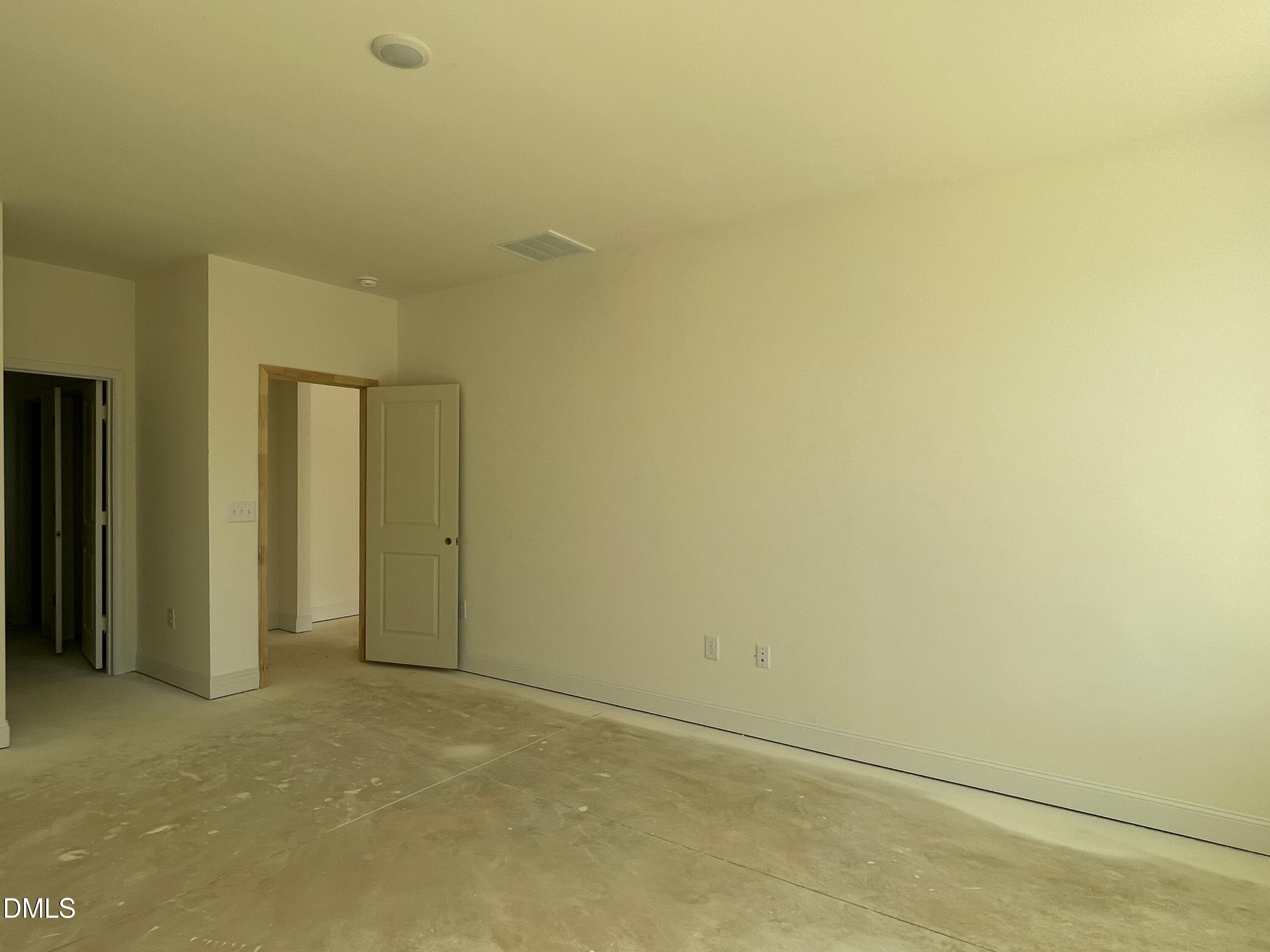 843 Old Station Pointe Property Photo 14