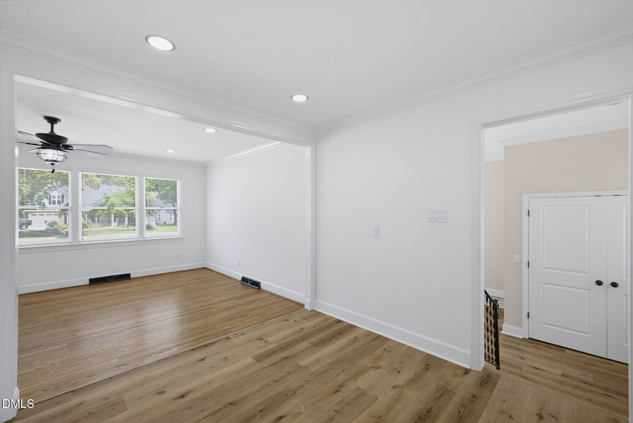 725 Forest Drive Property Photo 7