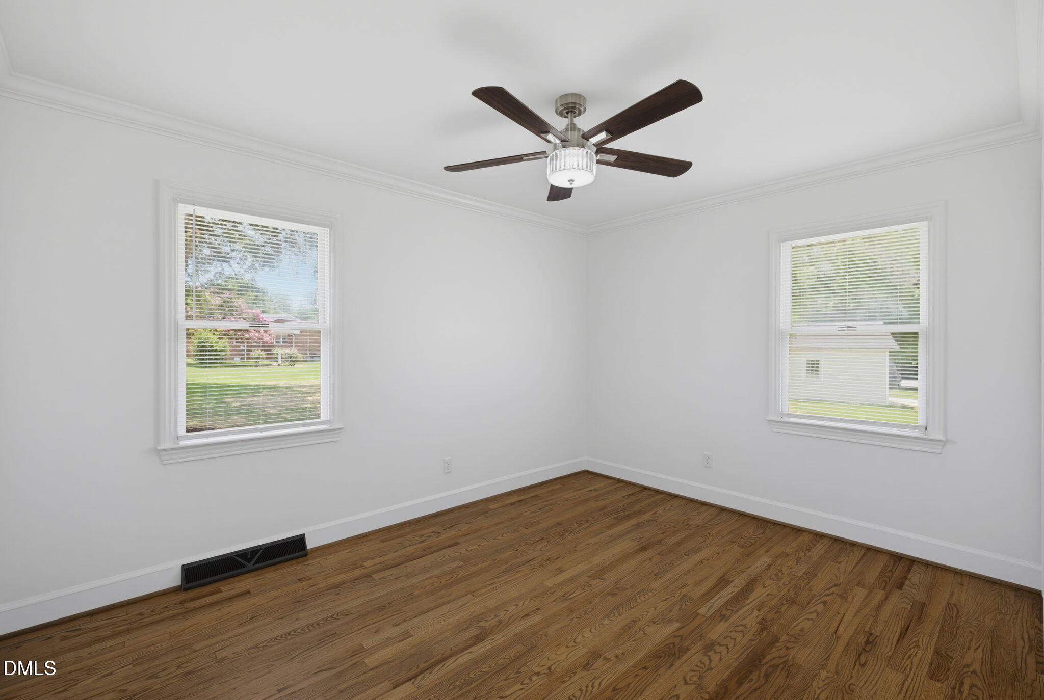 725 Forest Drive Property Photo 18