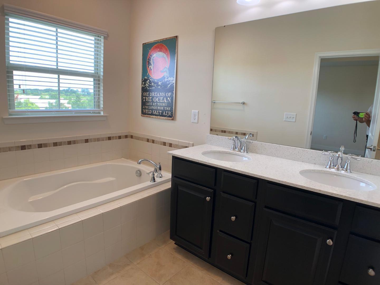 2122 Whitesmith Drive Property Photo 14