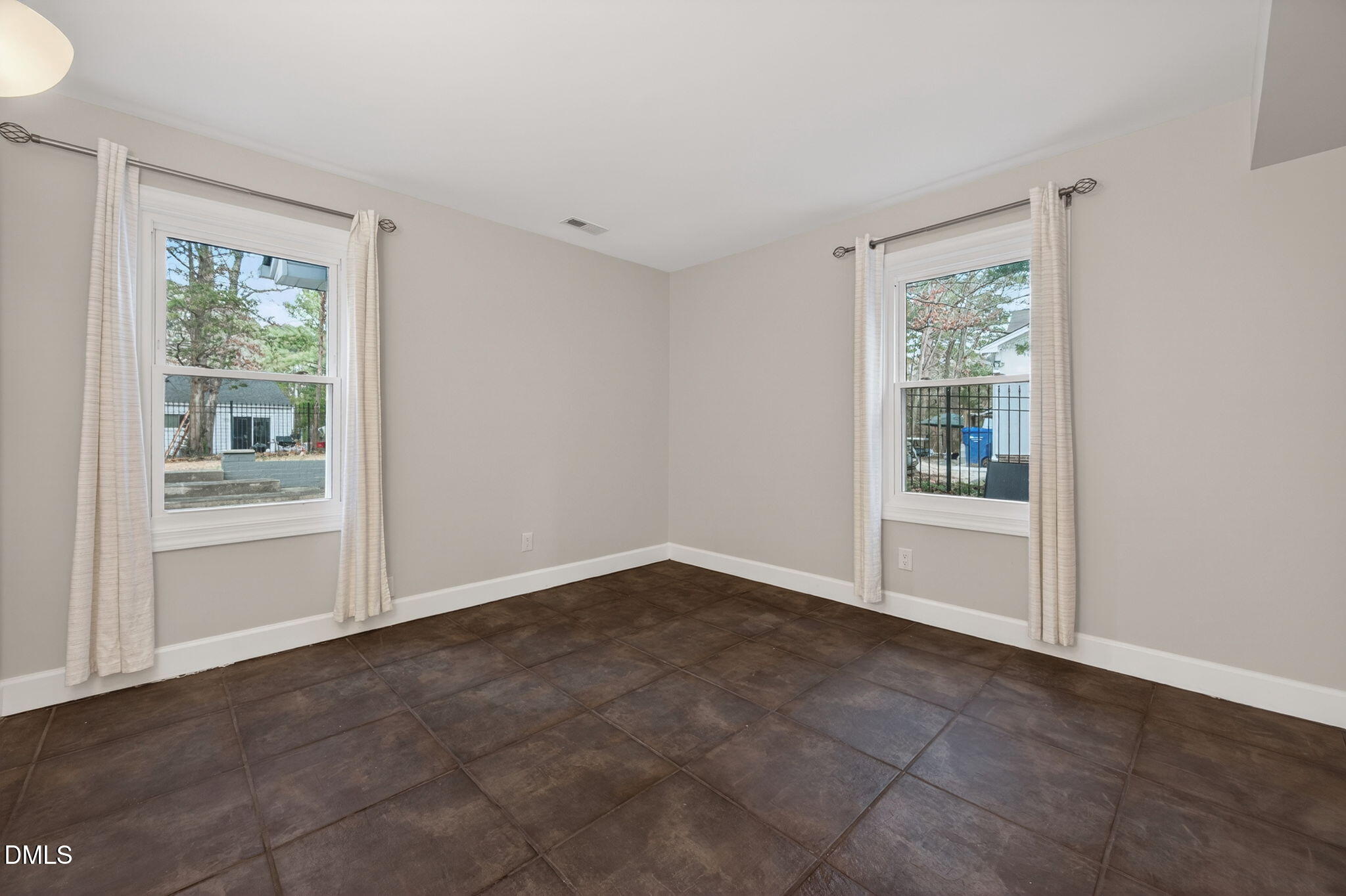 1112 Stonehedge Avenue Property Photo 29