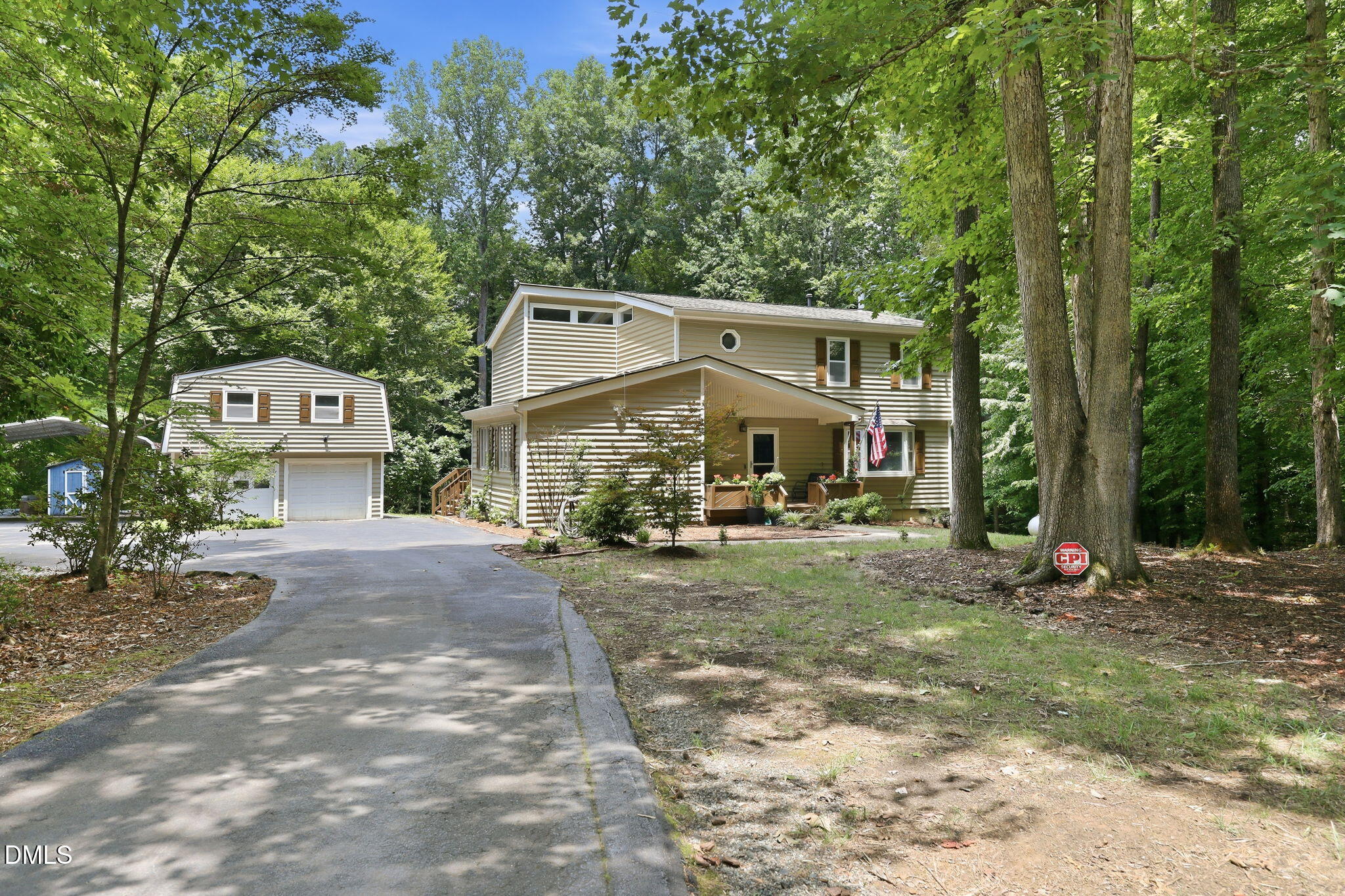 419 Calvary Court Property Photo 4