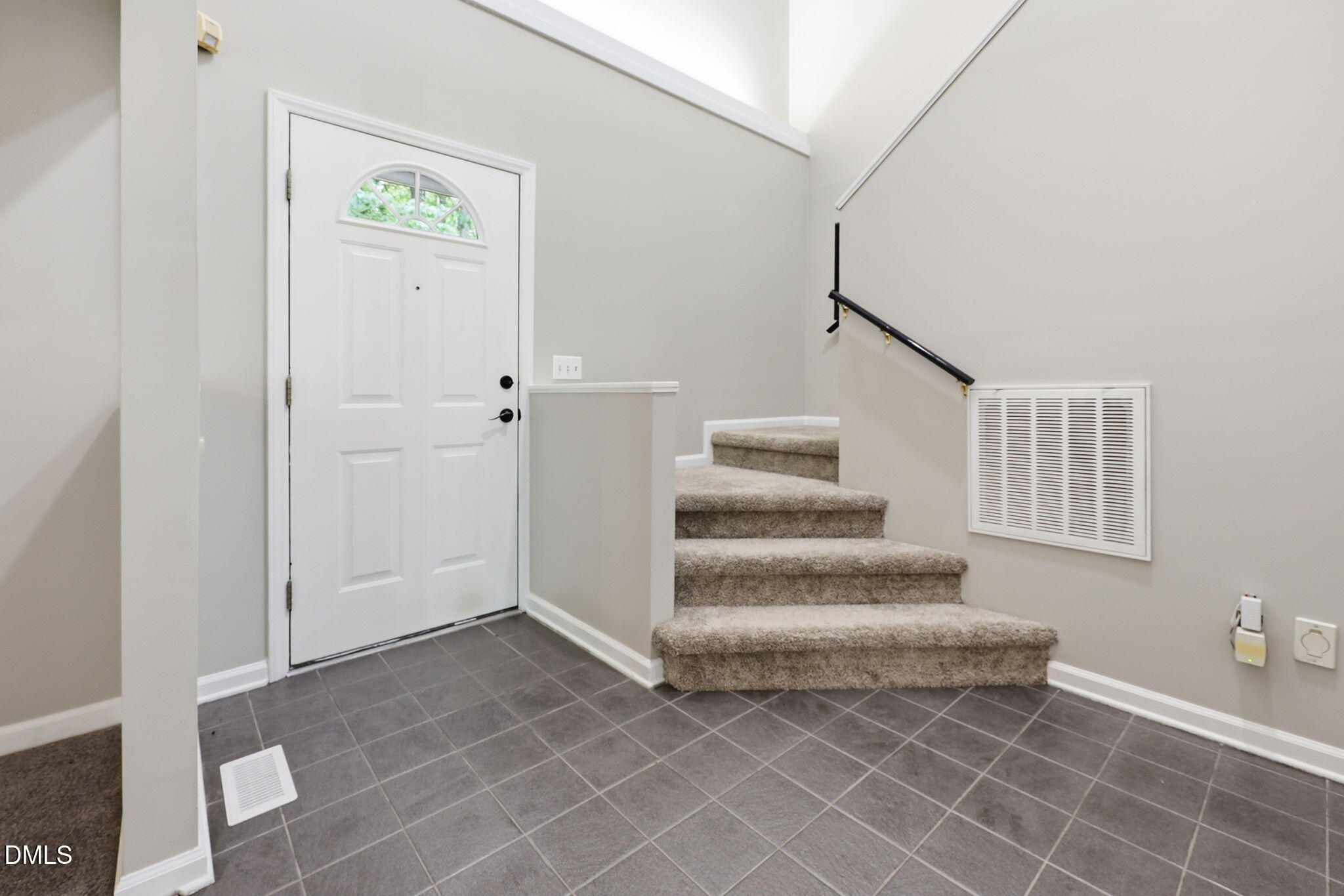 419 Calvary Court Property Photo 8