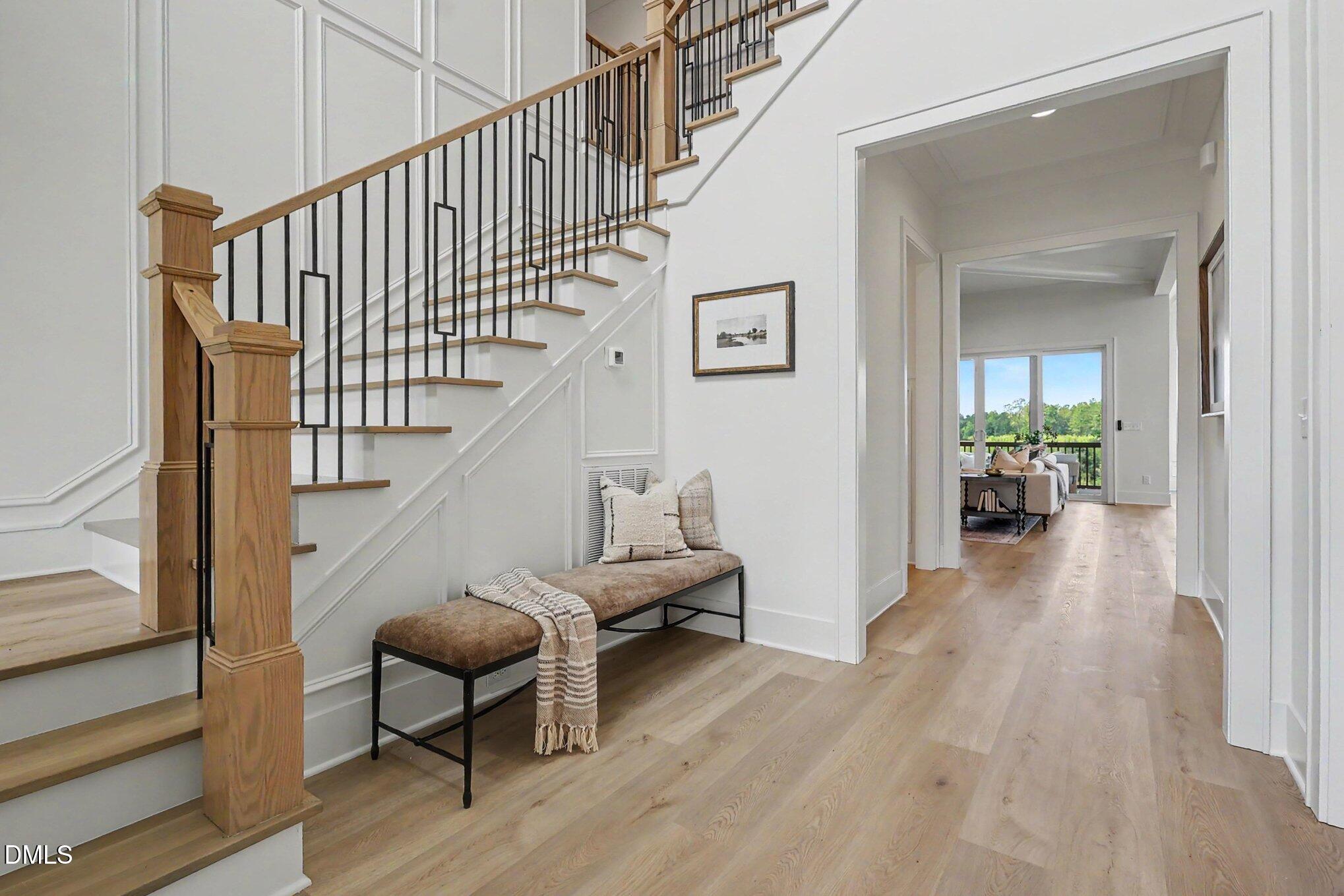 1032 Azalea Garden Circle Property Photo 4