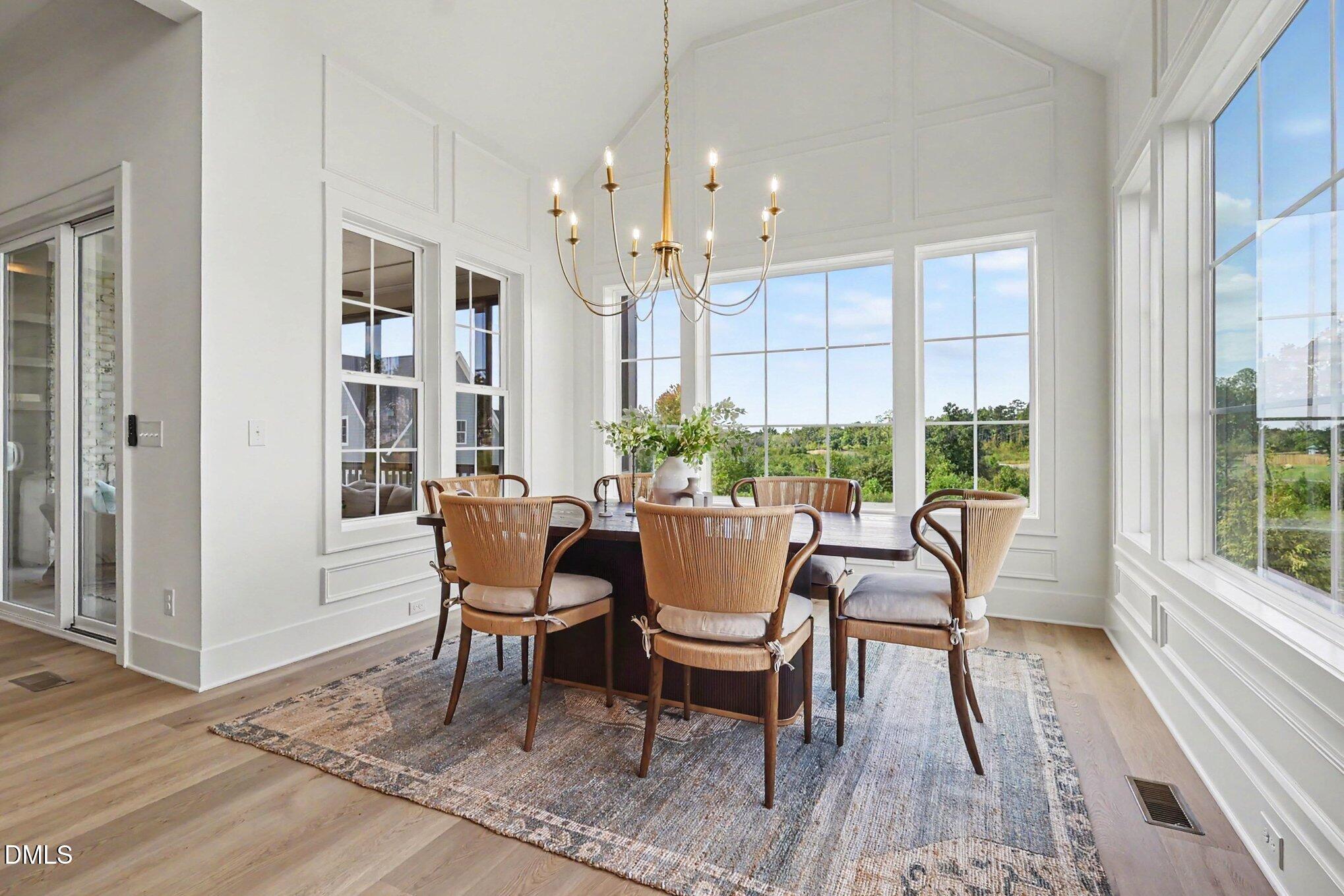 1032 Azalea Garden Circle Property Photo 8