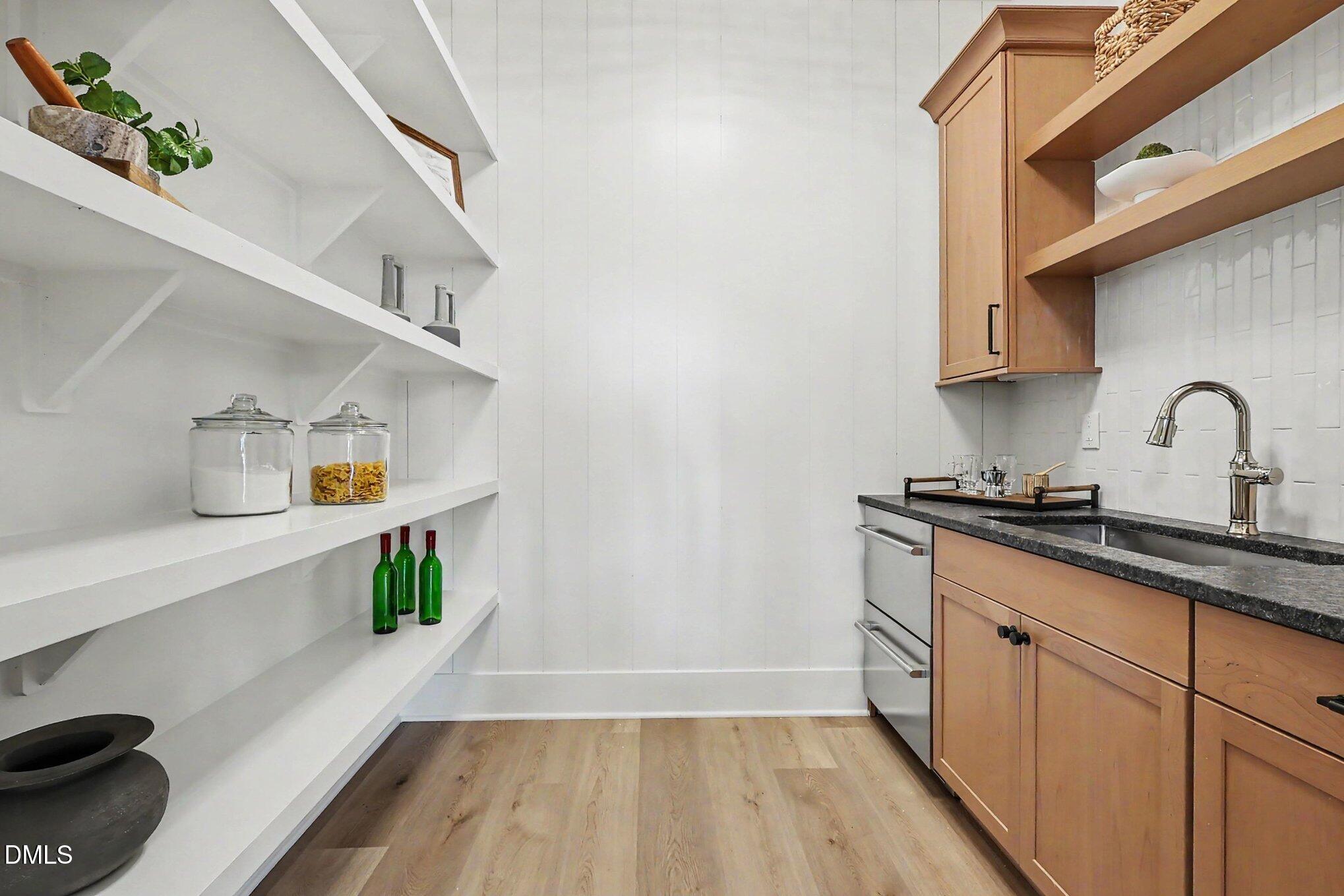 1032 Azalea Garden Circle Property Photo 12