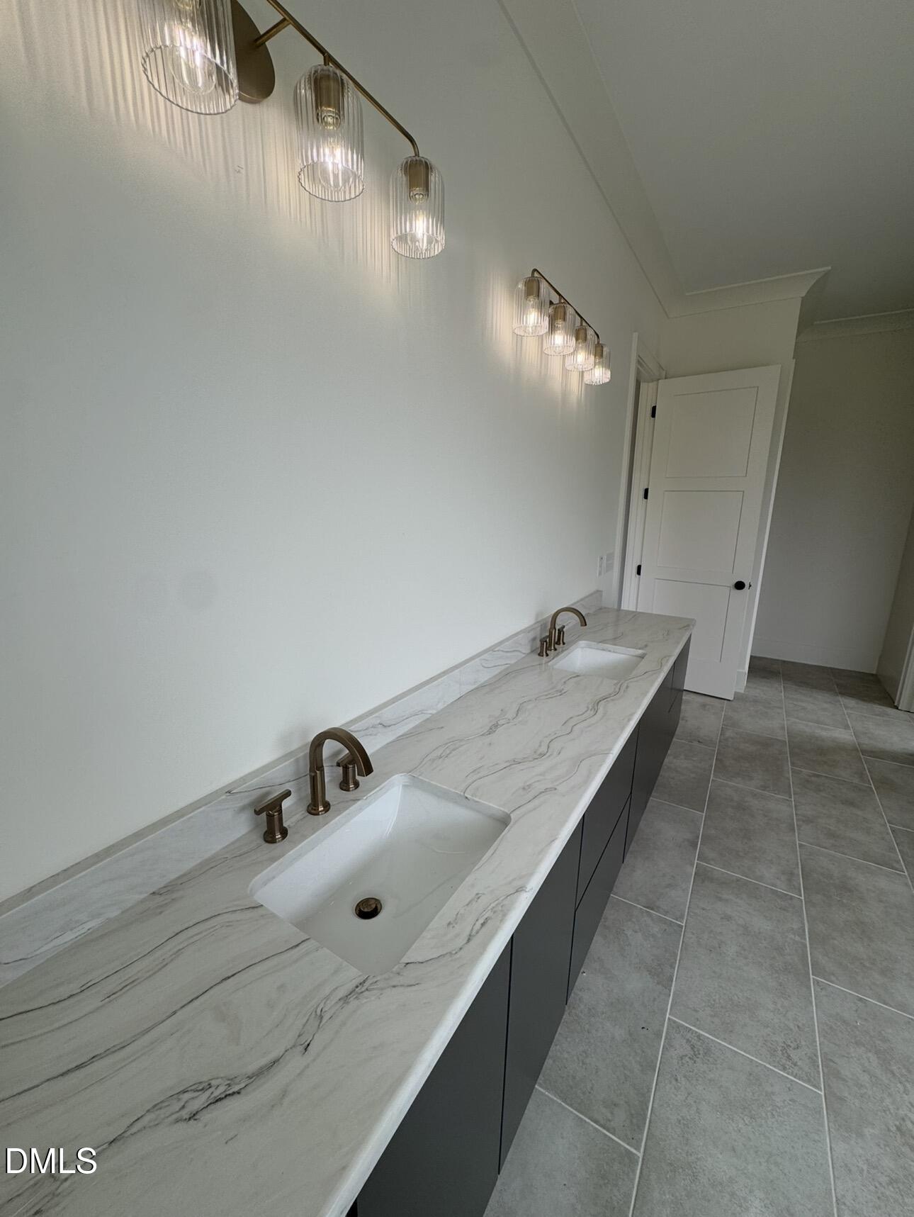 1032 Azalea Garden Circle Property Photo 17
