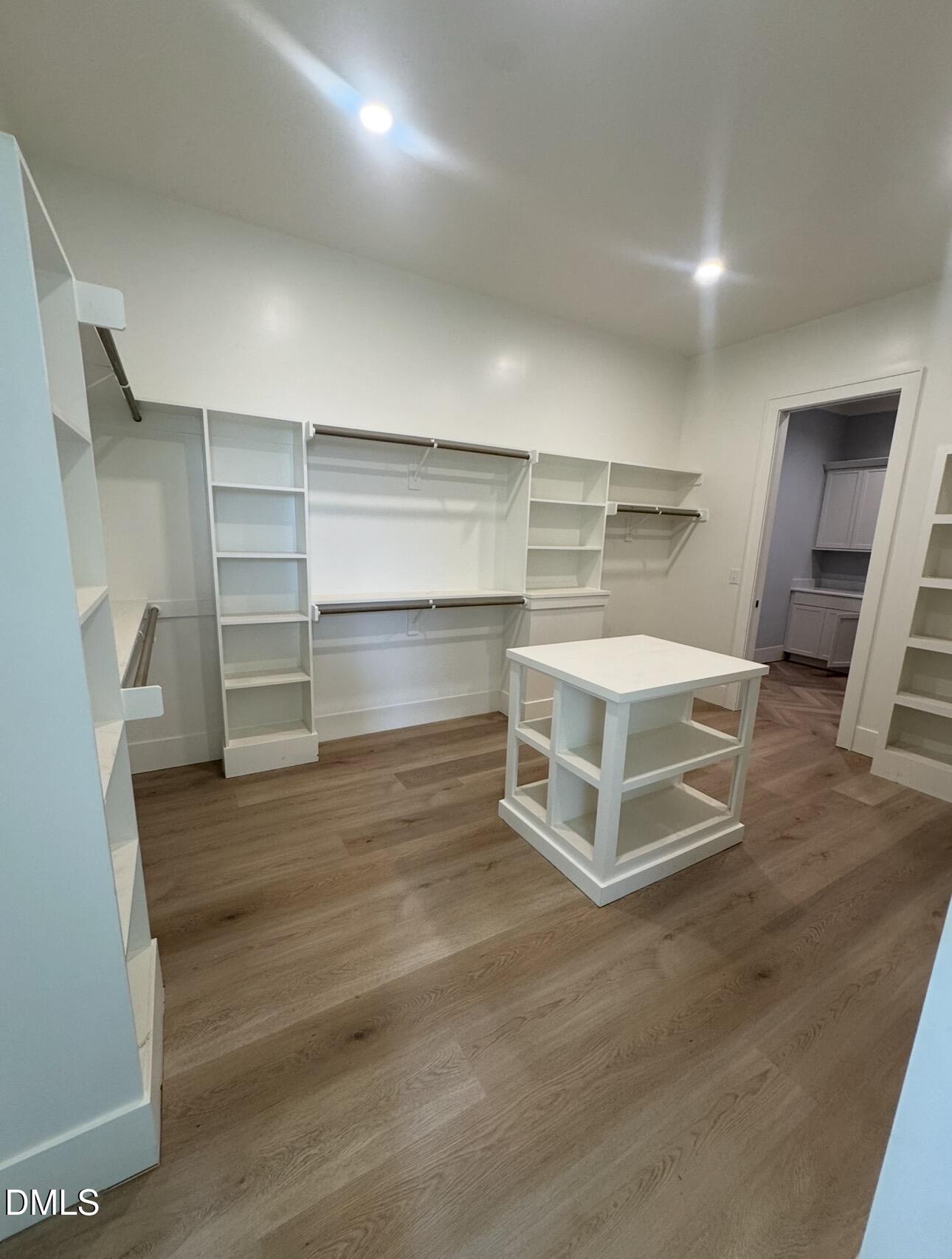 1032 Azalea Garden Circle Property Photo 19