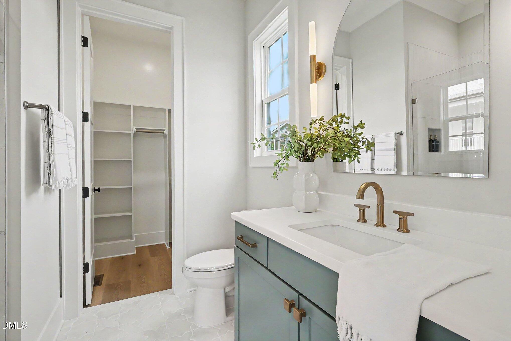 1032 Azalea Garden Circle Property Photo 20