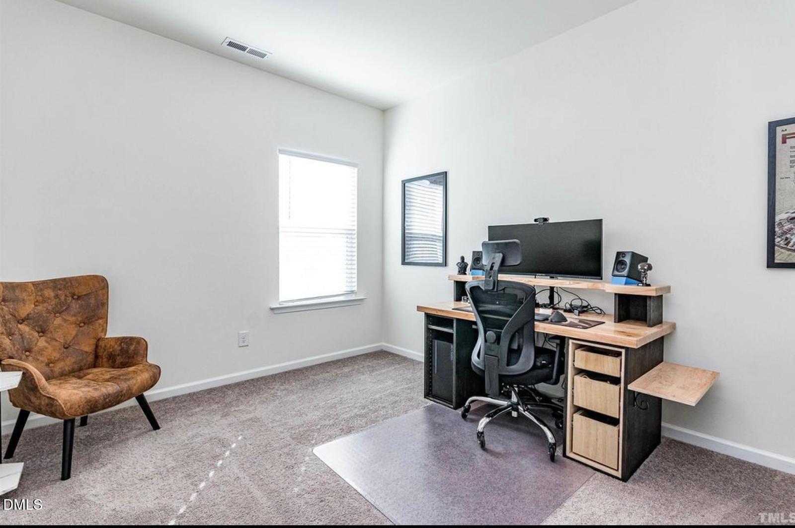 805 Scarlet Property Photo 15
