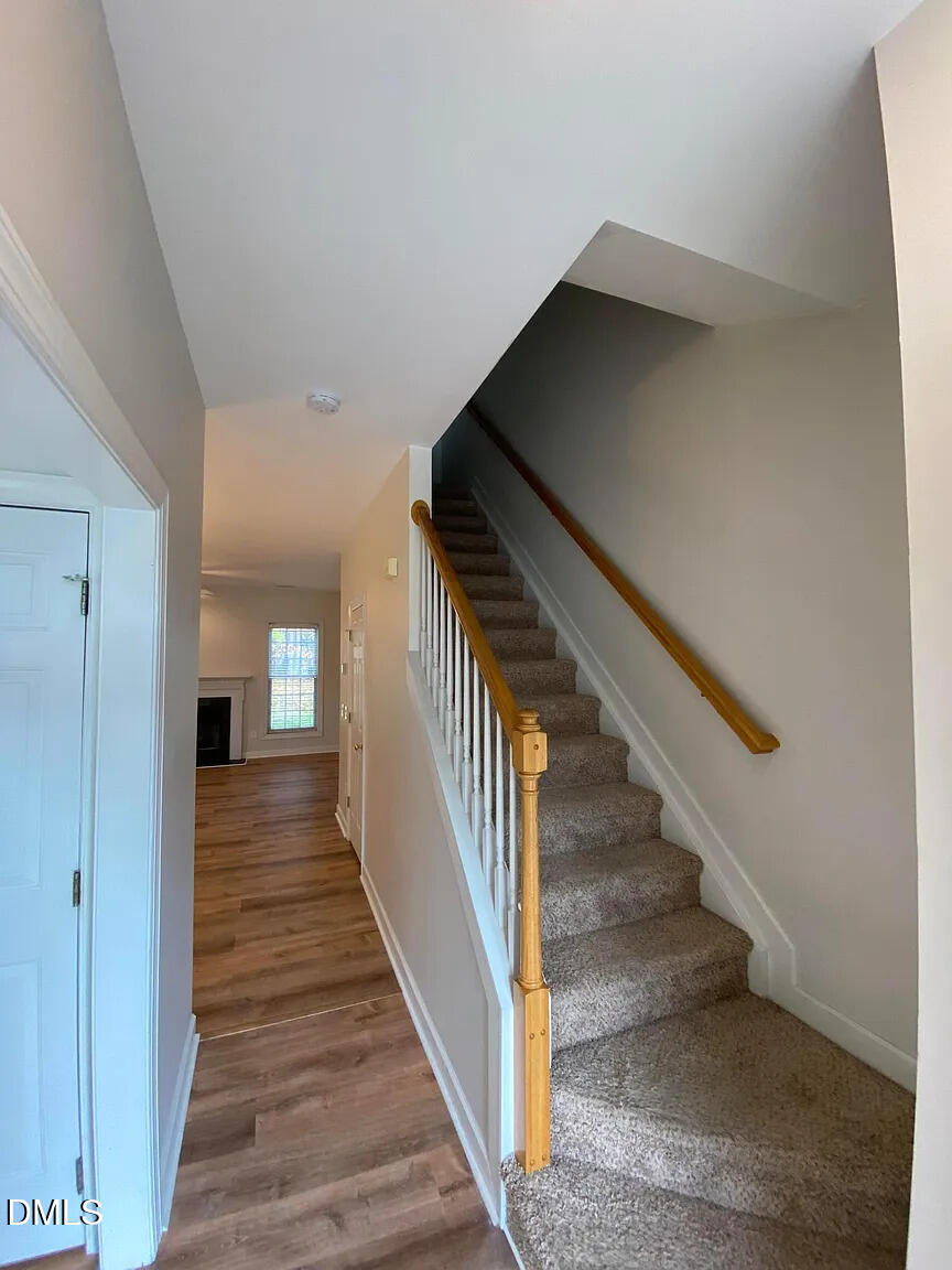 9110 Grassington Way Property Photo 2